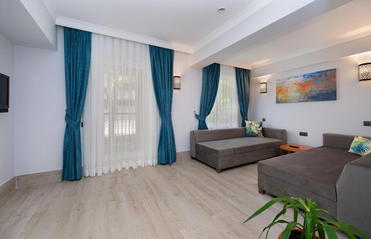 Resort Seven Seas Gravel Select