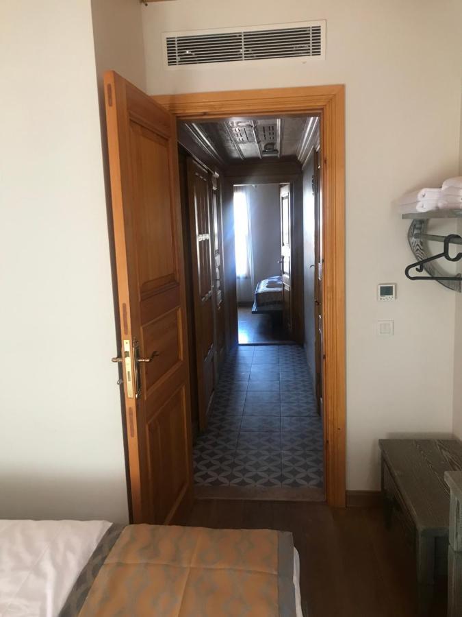 Mansion Hotel