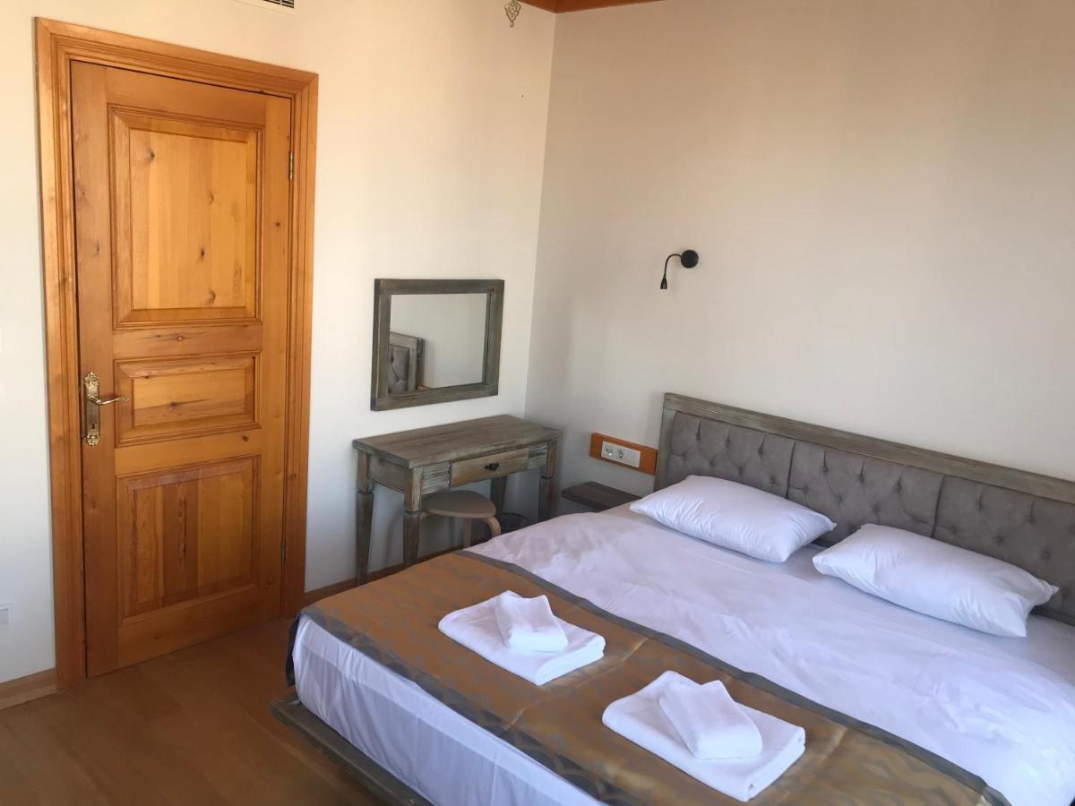 Mansion Hotel