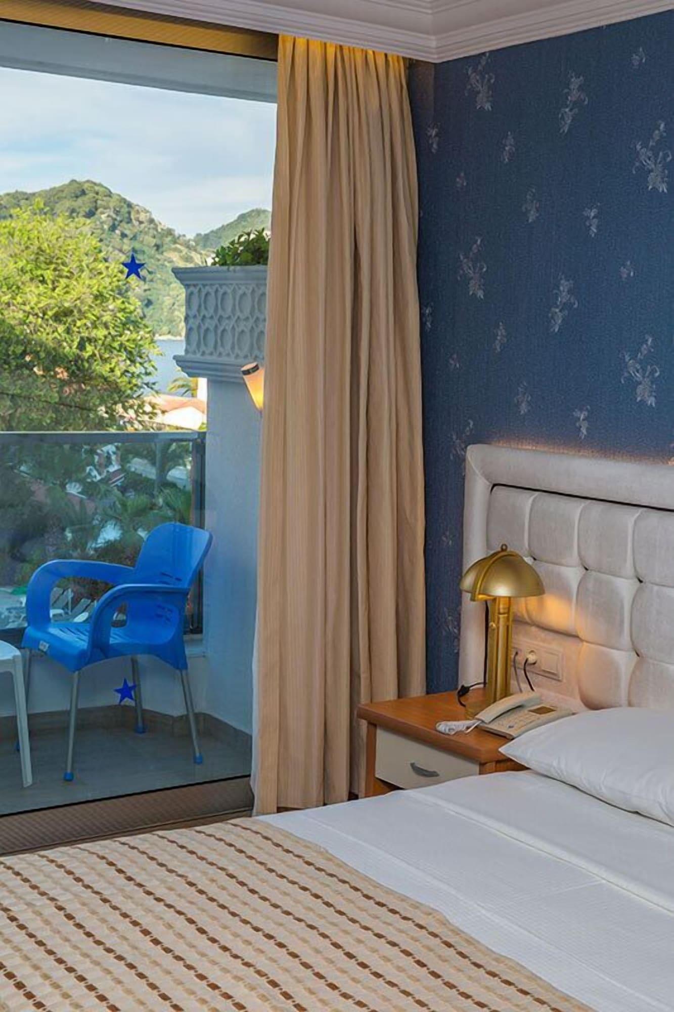 Letoile Hotel