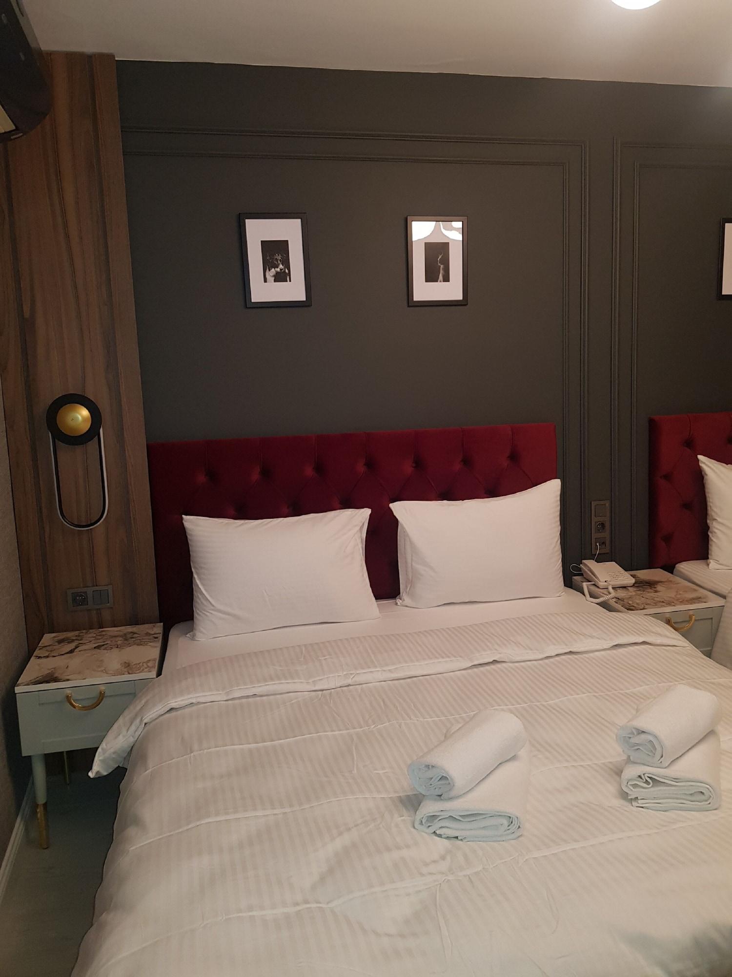 Selenay & Hotel Istanbul