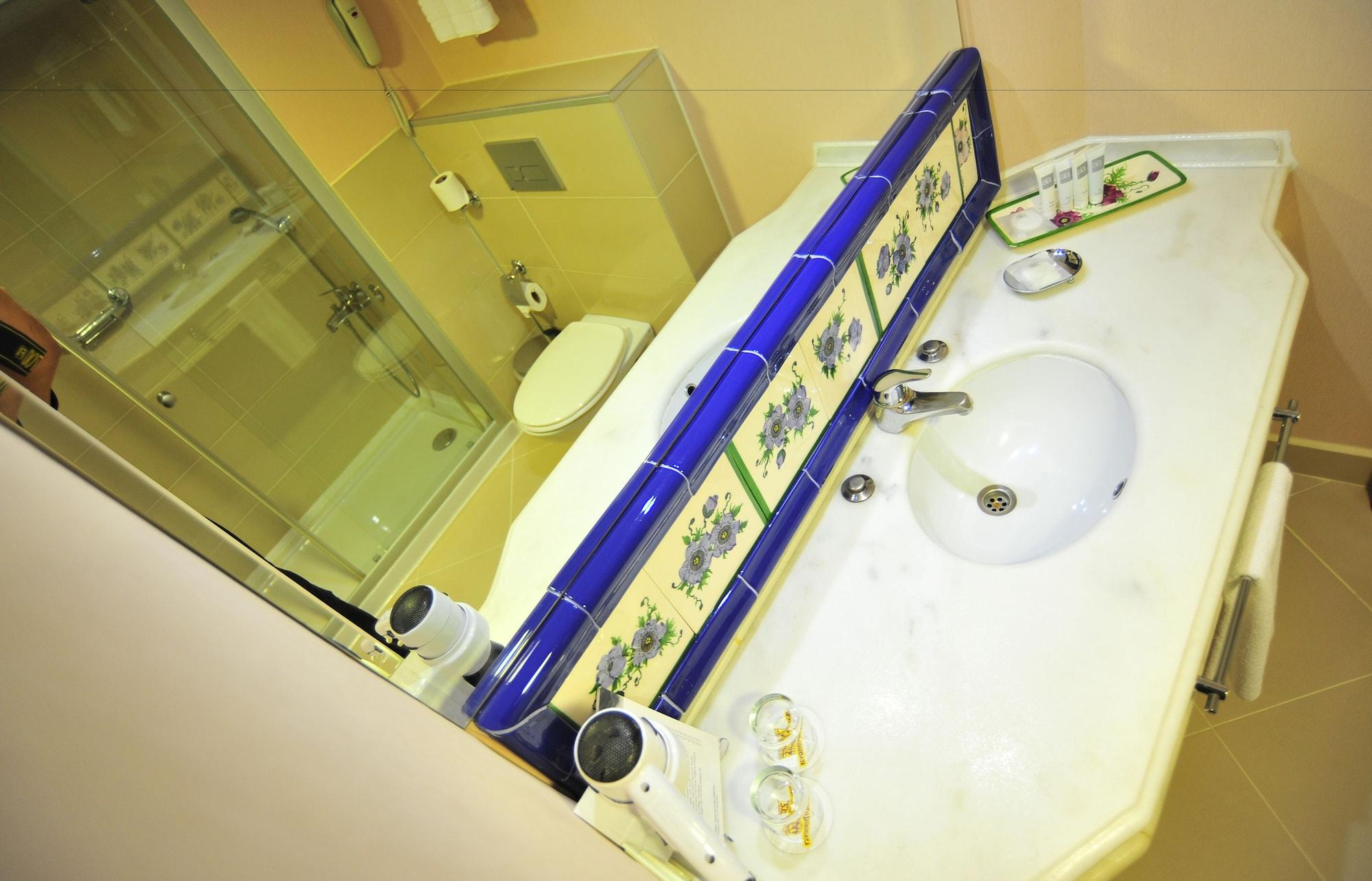 Anemon Kent Hotel 4*