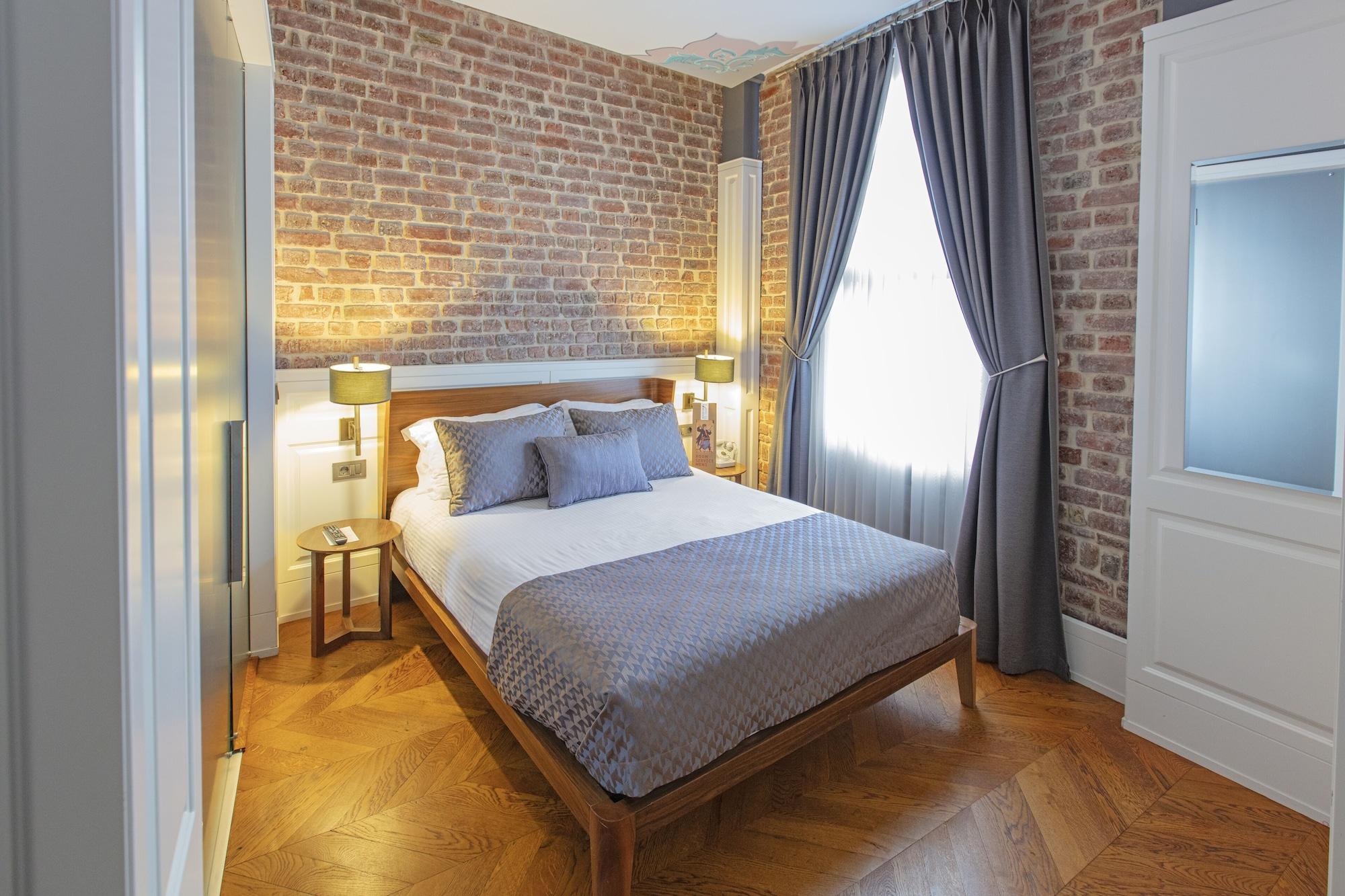 Hotel Miniature 3*