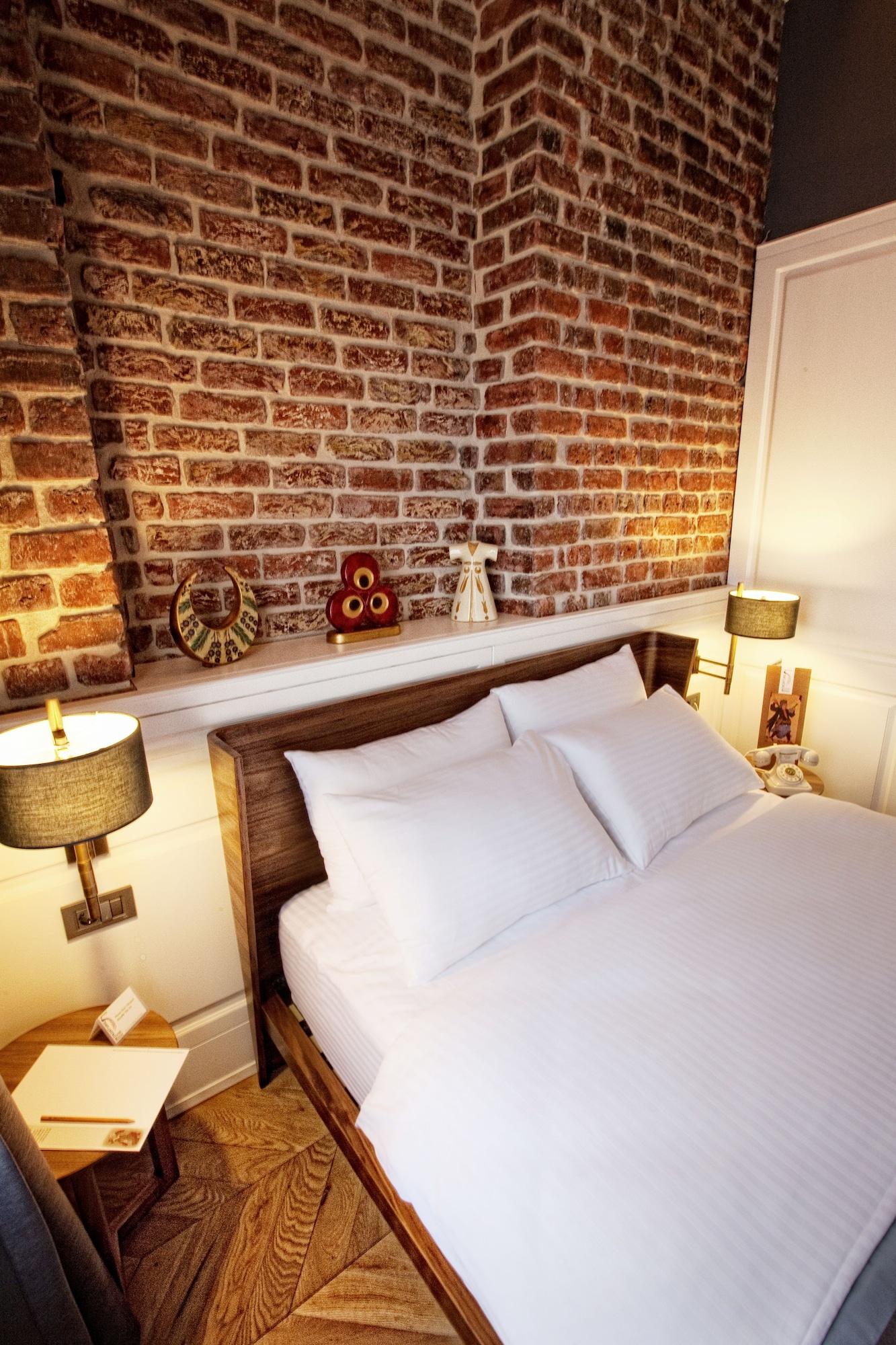 Hotel Miniature 3*