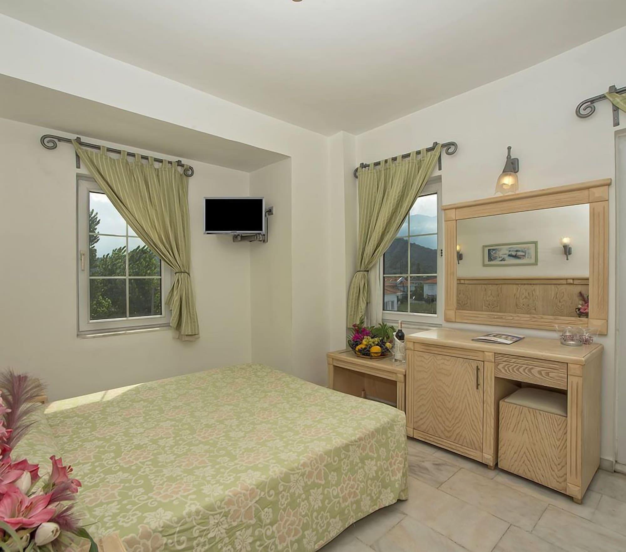Sinatra Hotel 4*