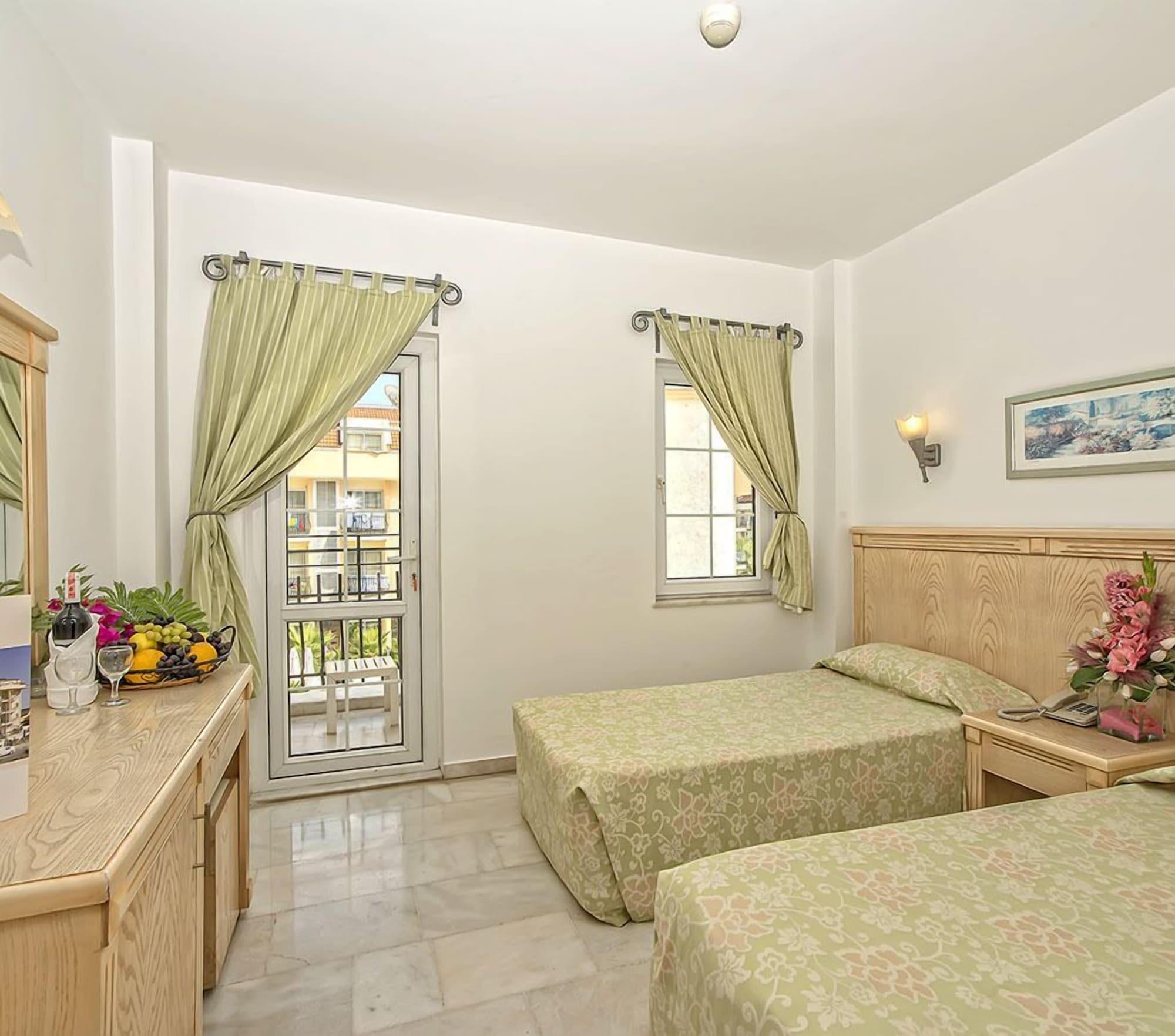 Sinatra 4* Kemer