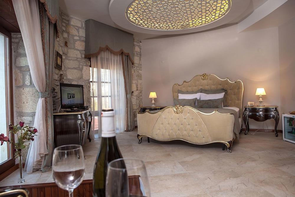 Hotel La Petra 3*