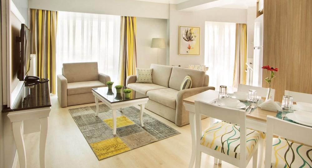 Serenity Airport 4* Istanbul