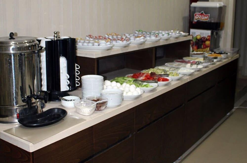 Hotel Prens 3*