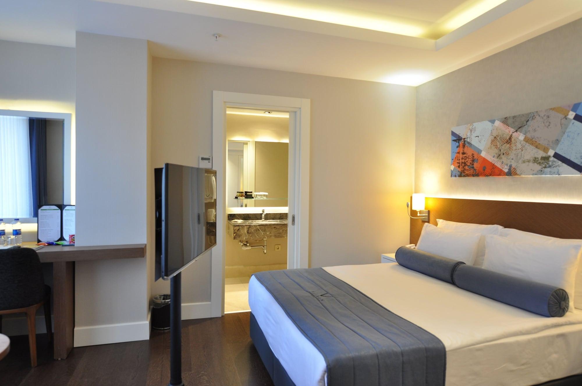 Veyron & Hotel 4*