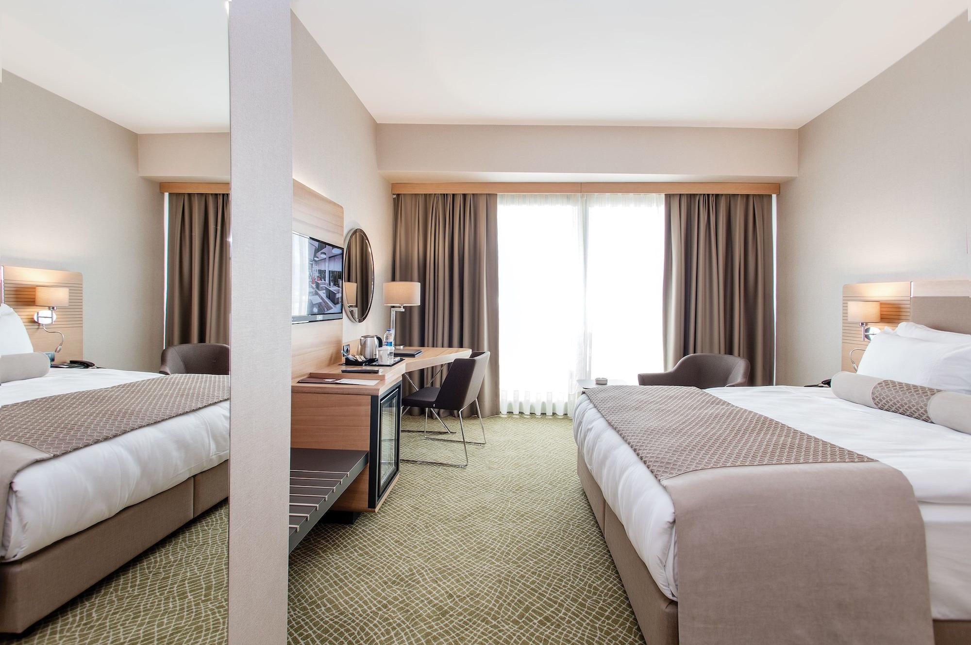 Hotel Mia 4*