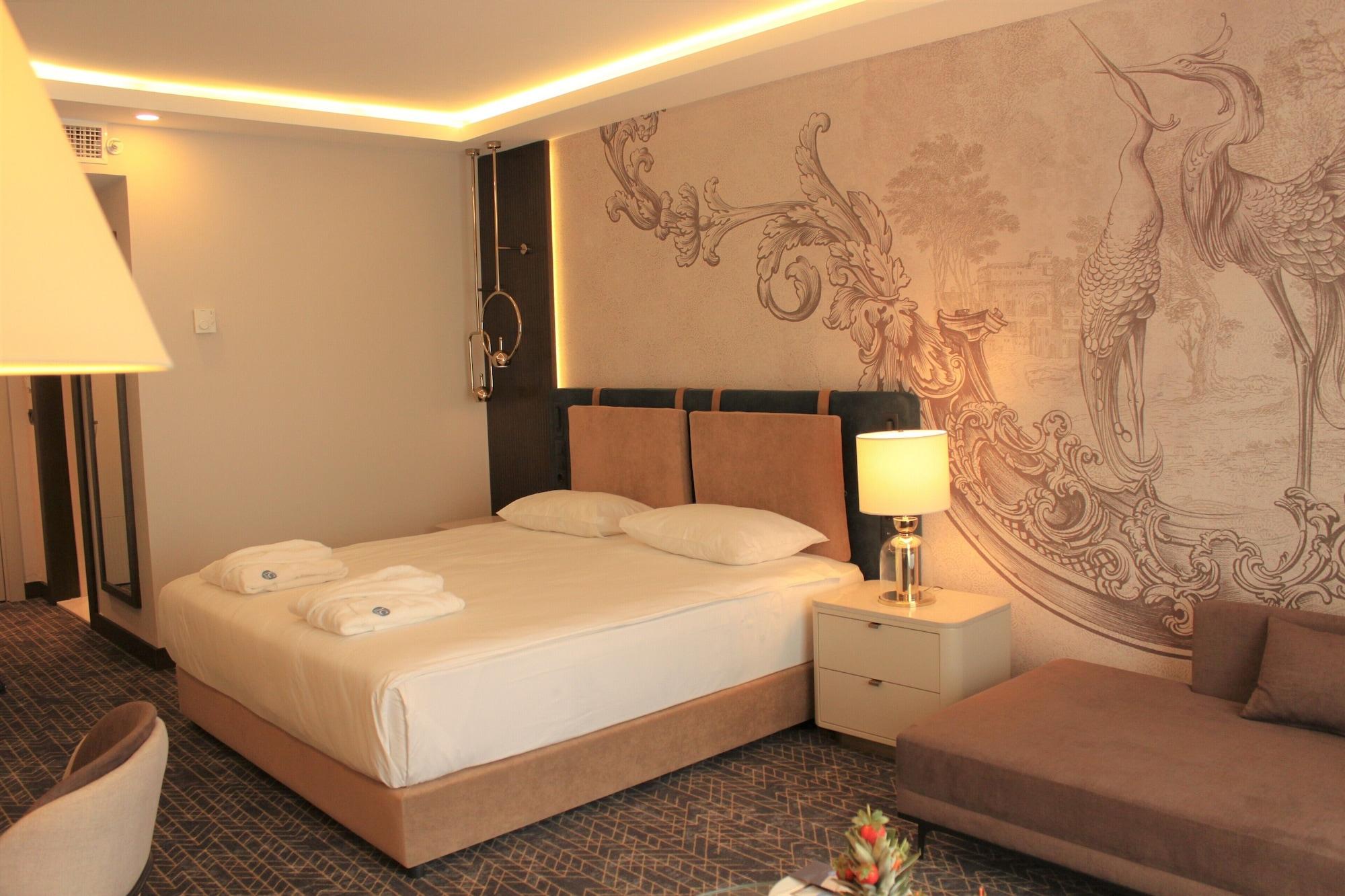 Ic Airport Hotel 4*