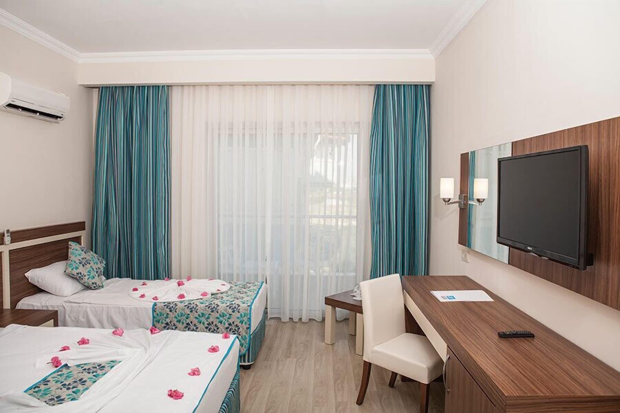 Hotel West Park 4*