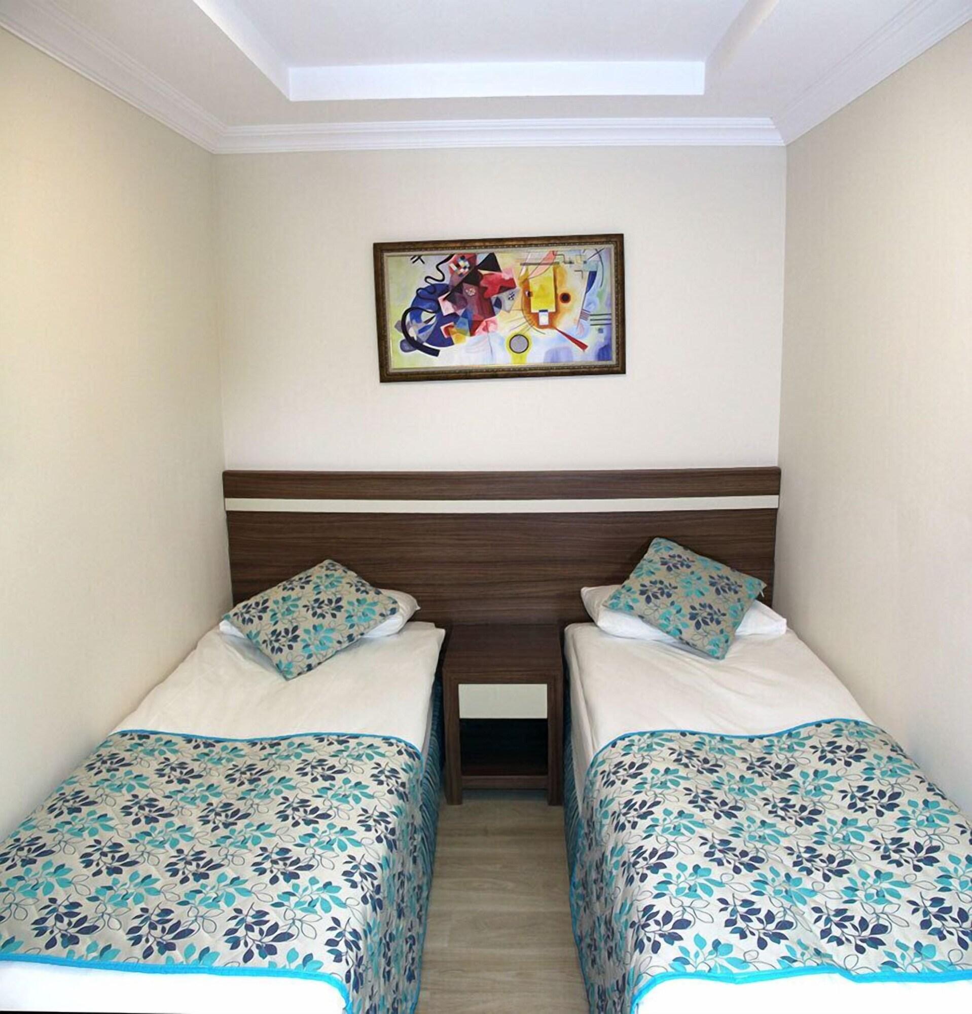 West Park Hotel 4*