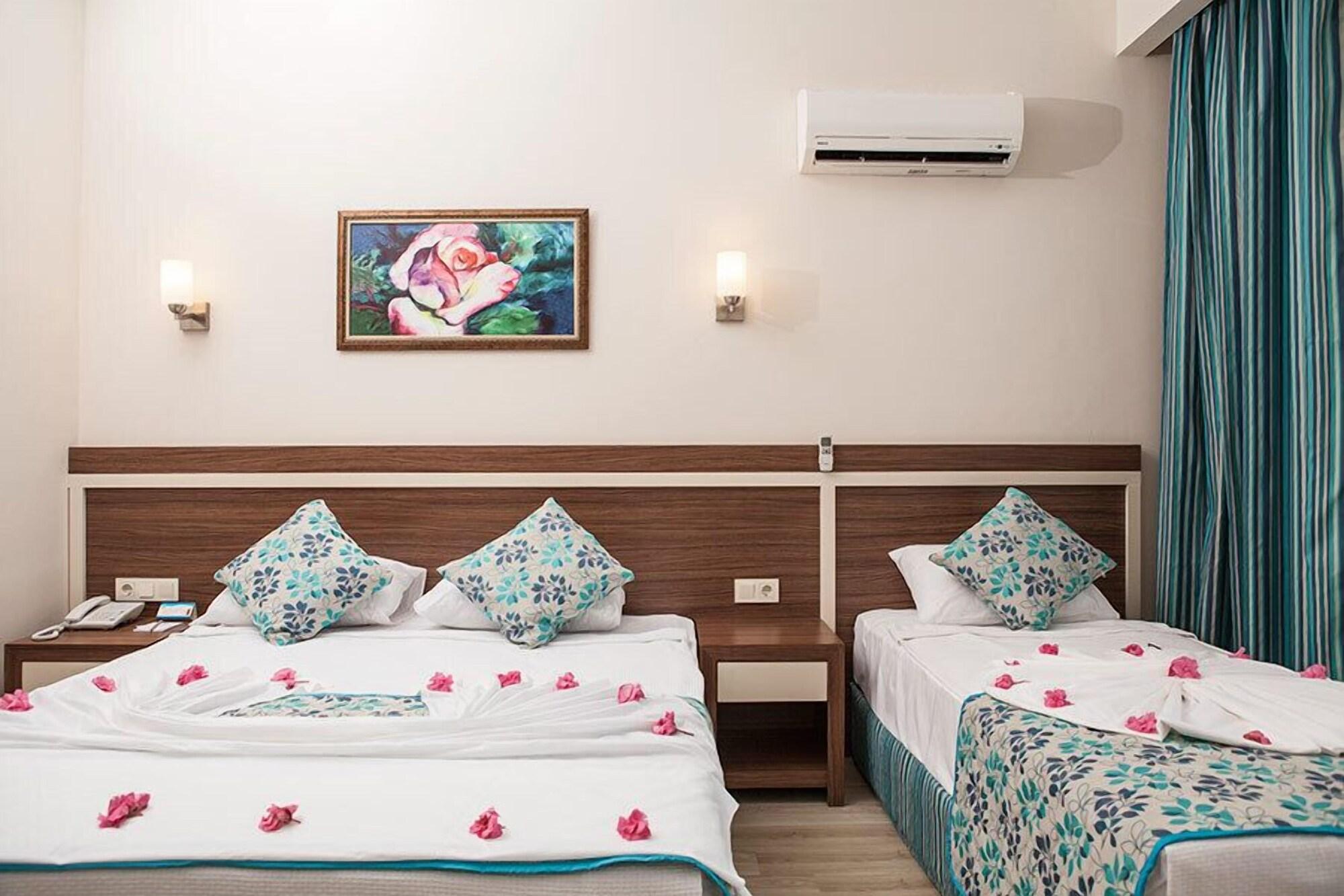 West Park Hotel 4*