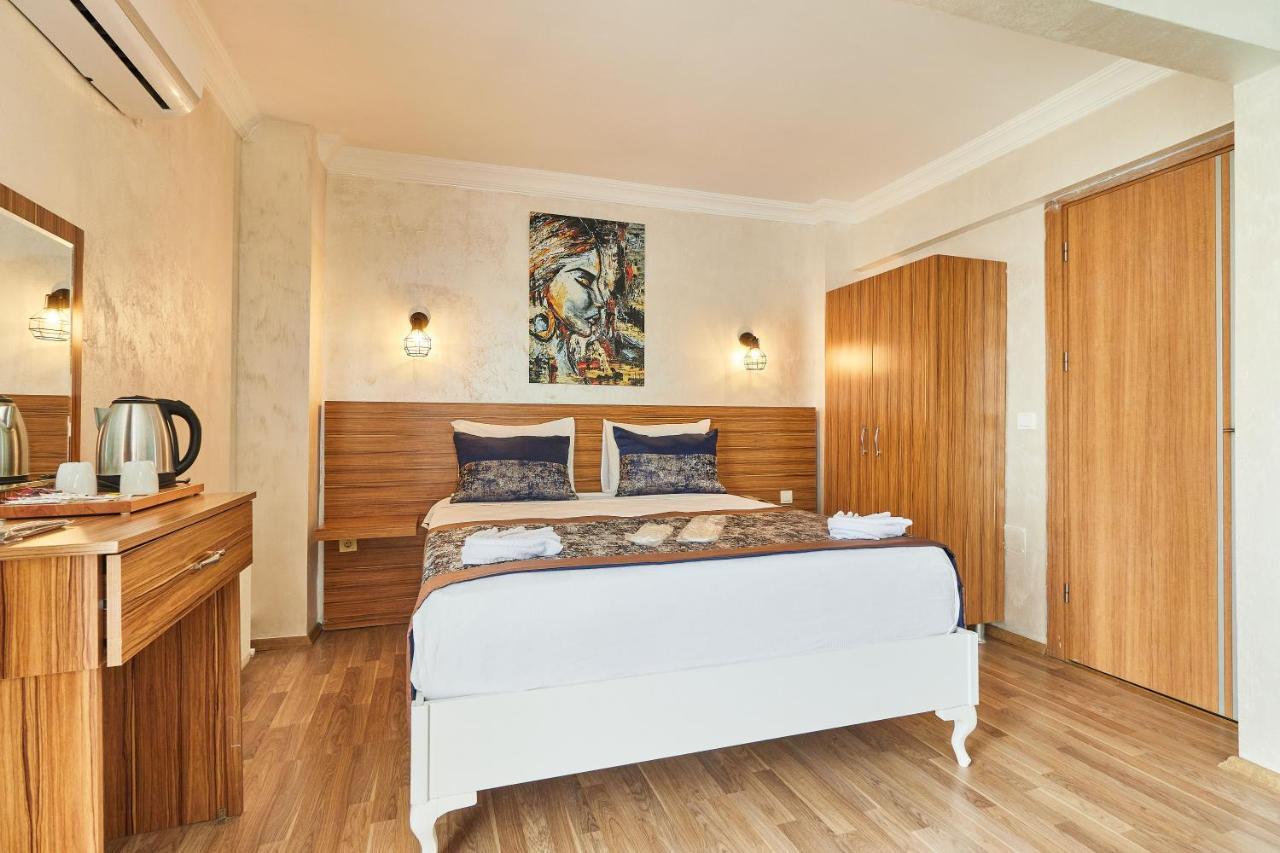 Hotel Armar 3*