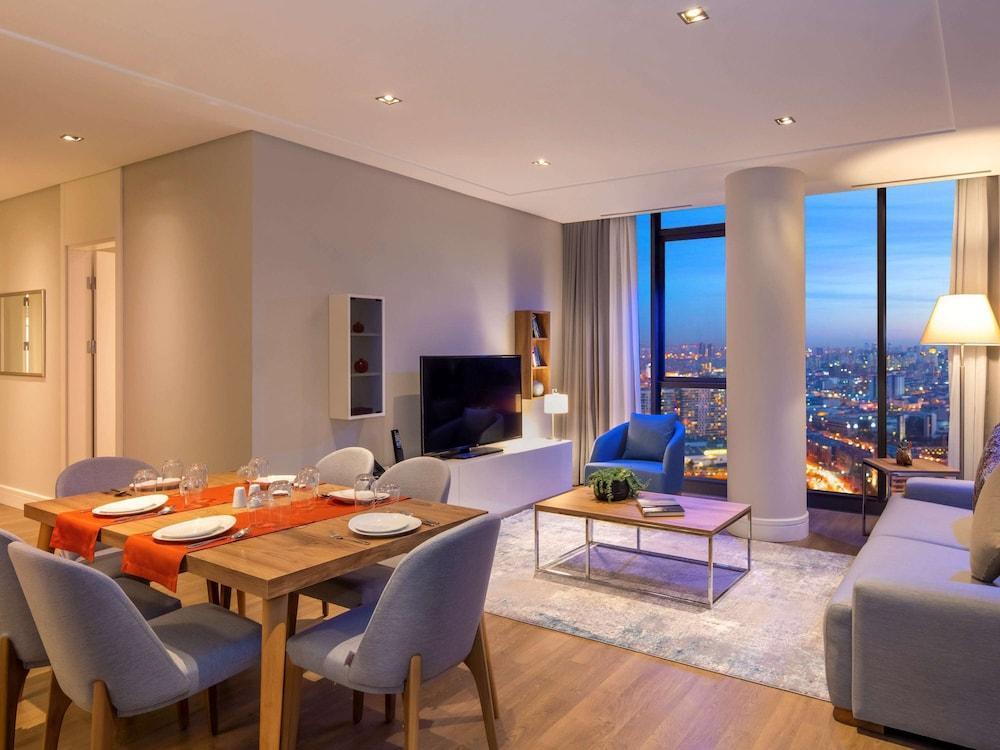 Movenpick Living West Hotel 5*