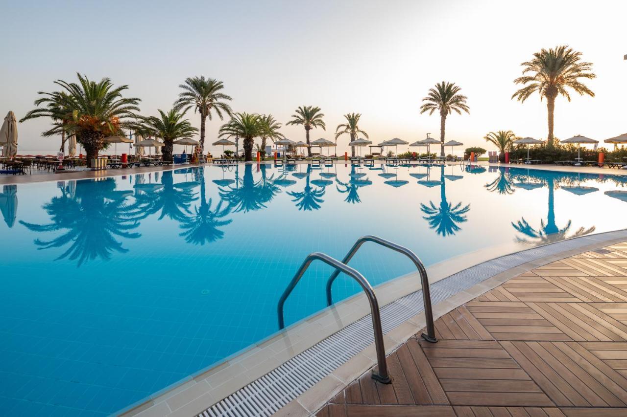 Aqi Hydros Club Hotel