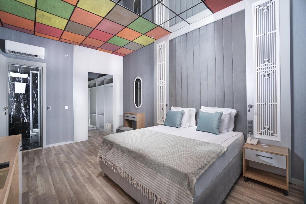 Siam Elegance & Hotel 5*