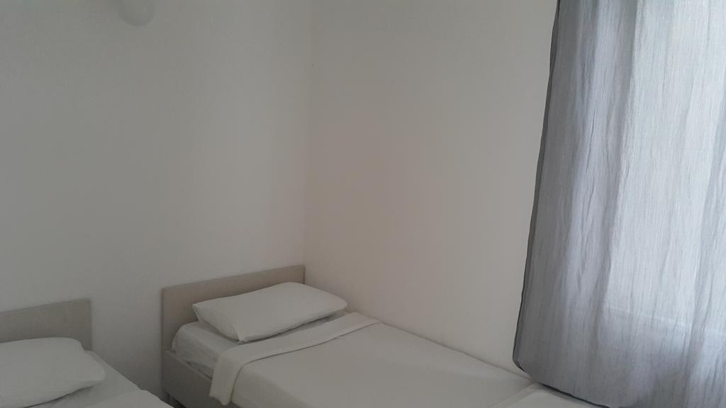 Serena Suites Aparthotel