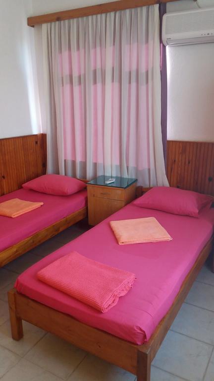 Cetin Guest house *