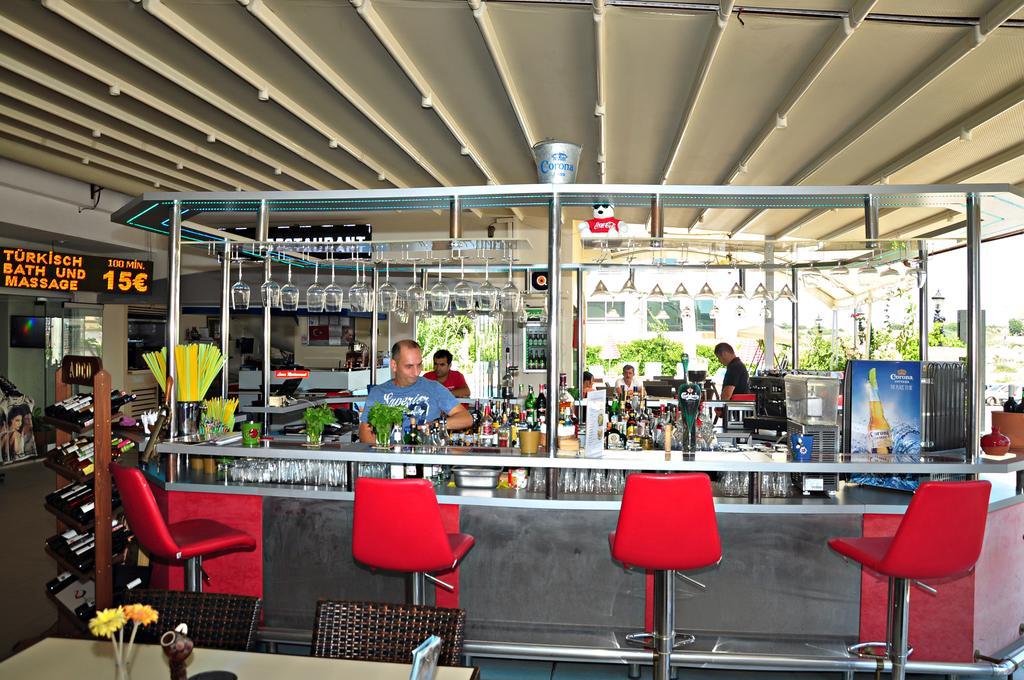 Ceren Family Suit Aparthotel 3*