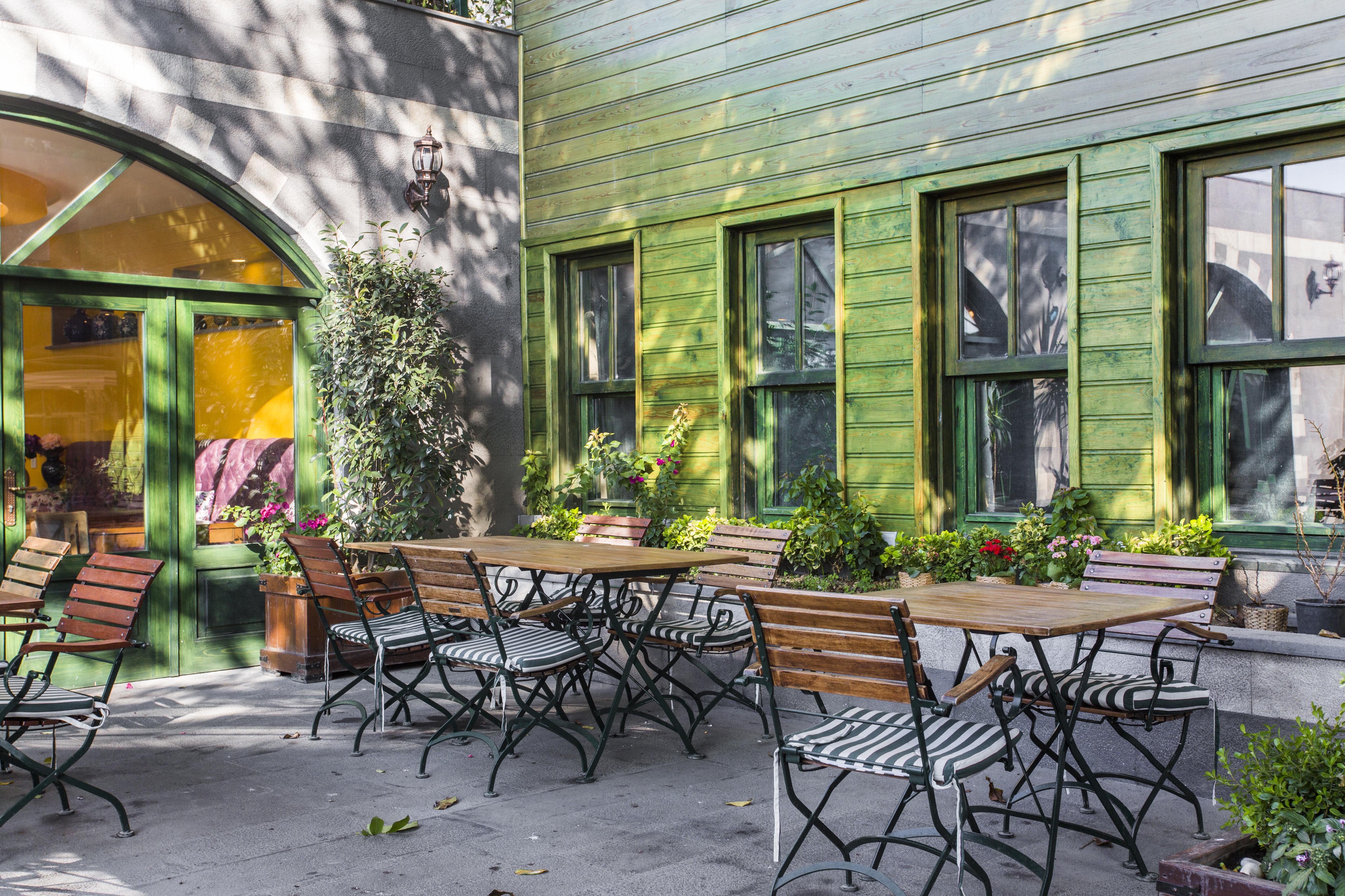 Garden House - Special Class Hotel