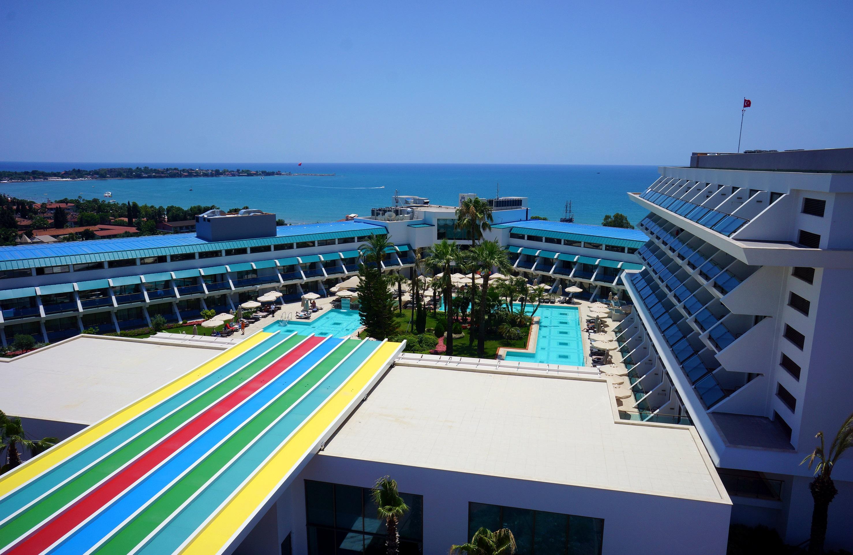 Resort Star Elegance Side