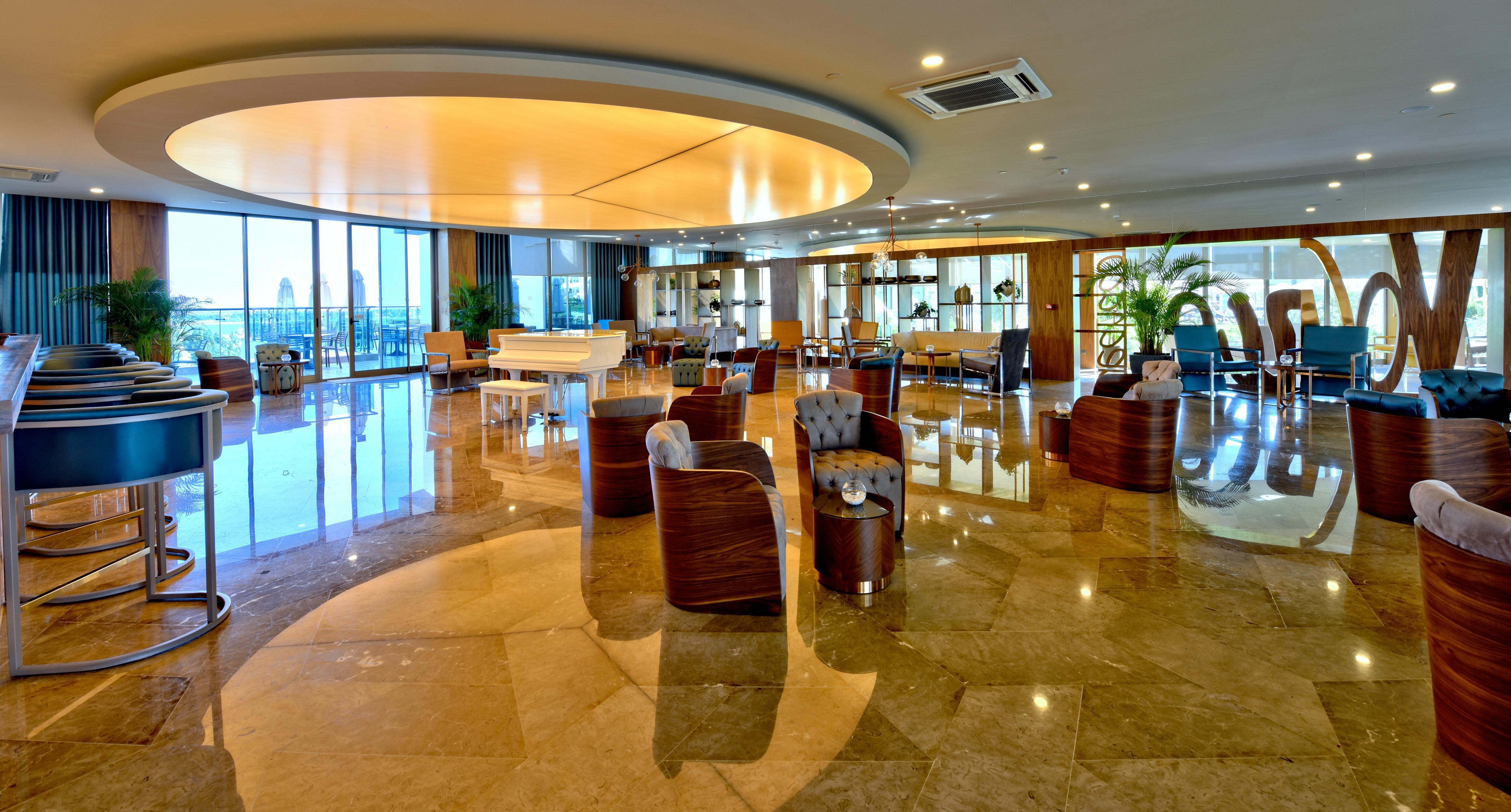 Resort Star Elegance Side