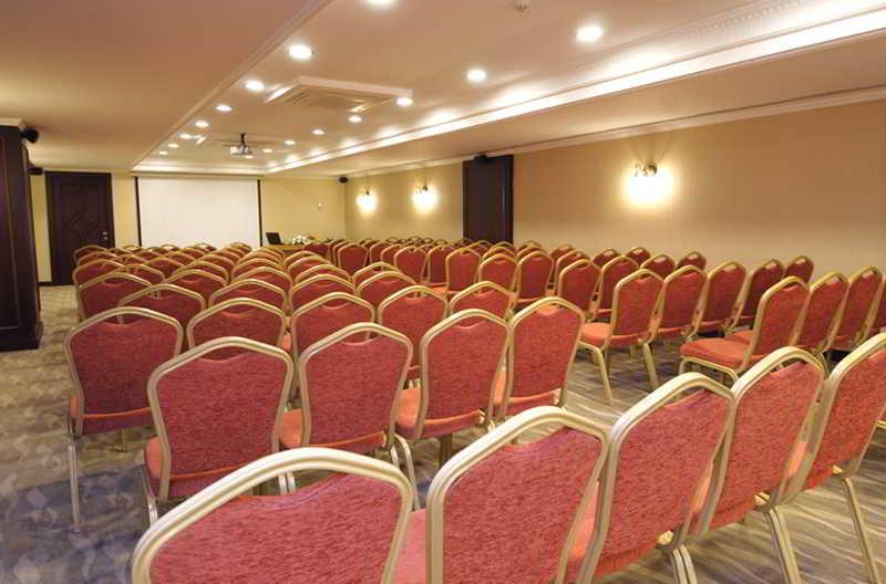 Taksim Gonen Hotel 4*
