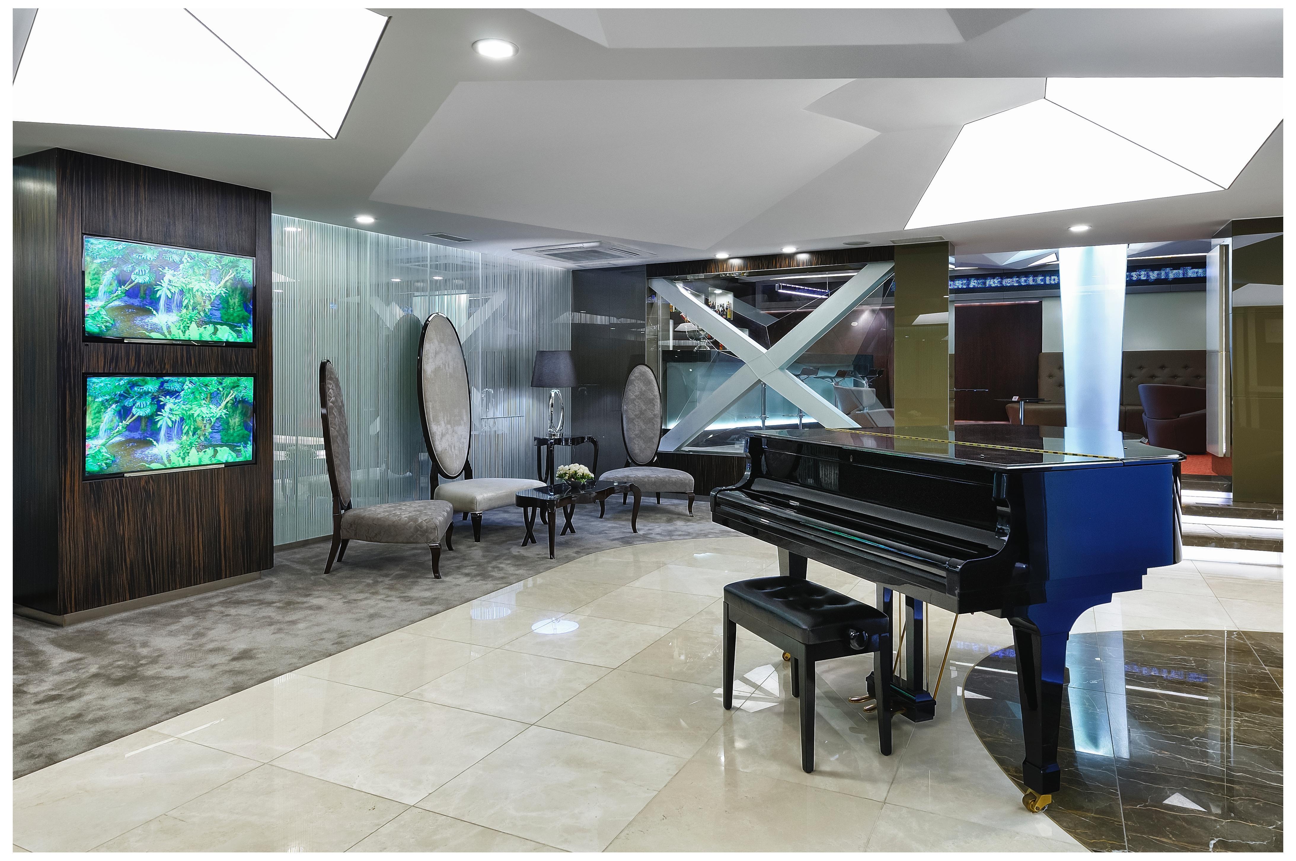 Cartoon Hotel 4*