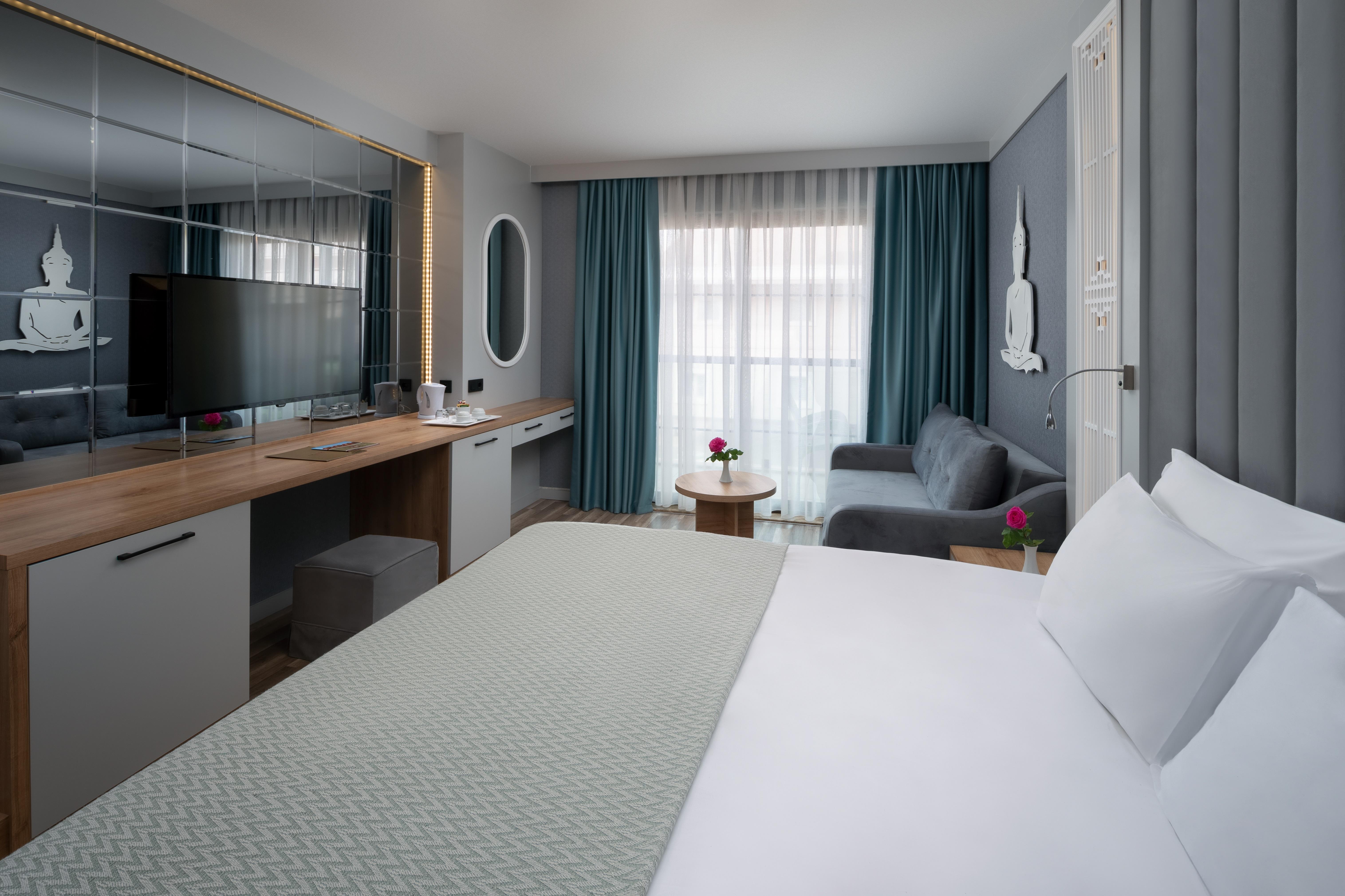 Siam Elegance & Hotel 5*