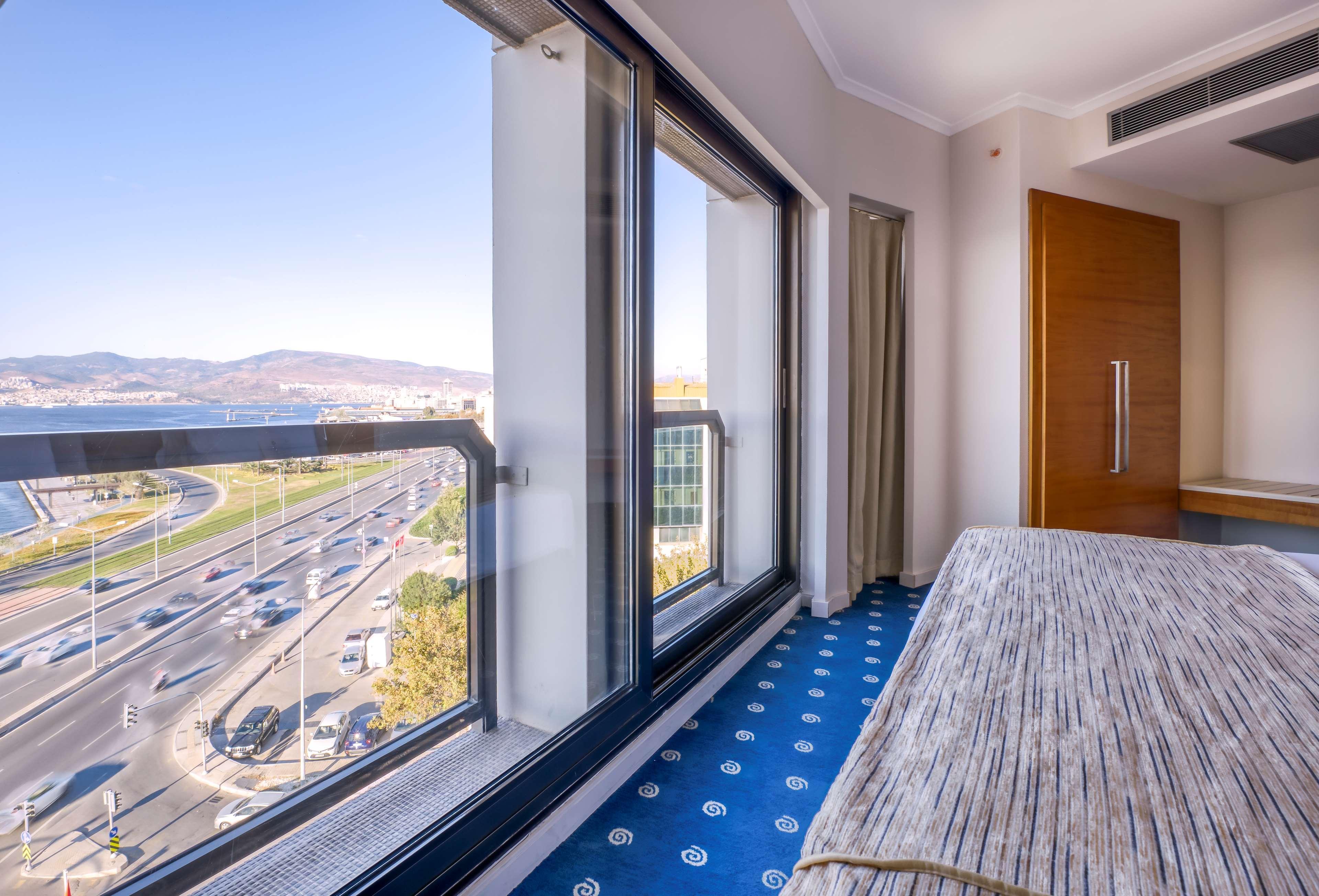 Western Hotel 4*