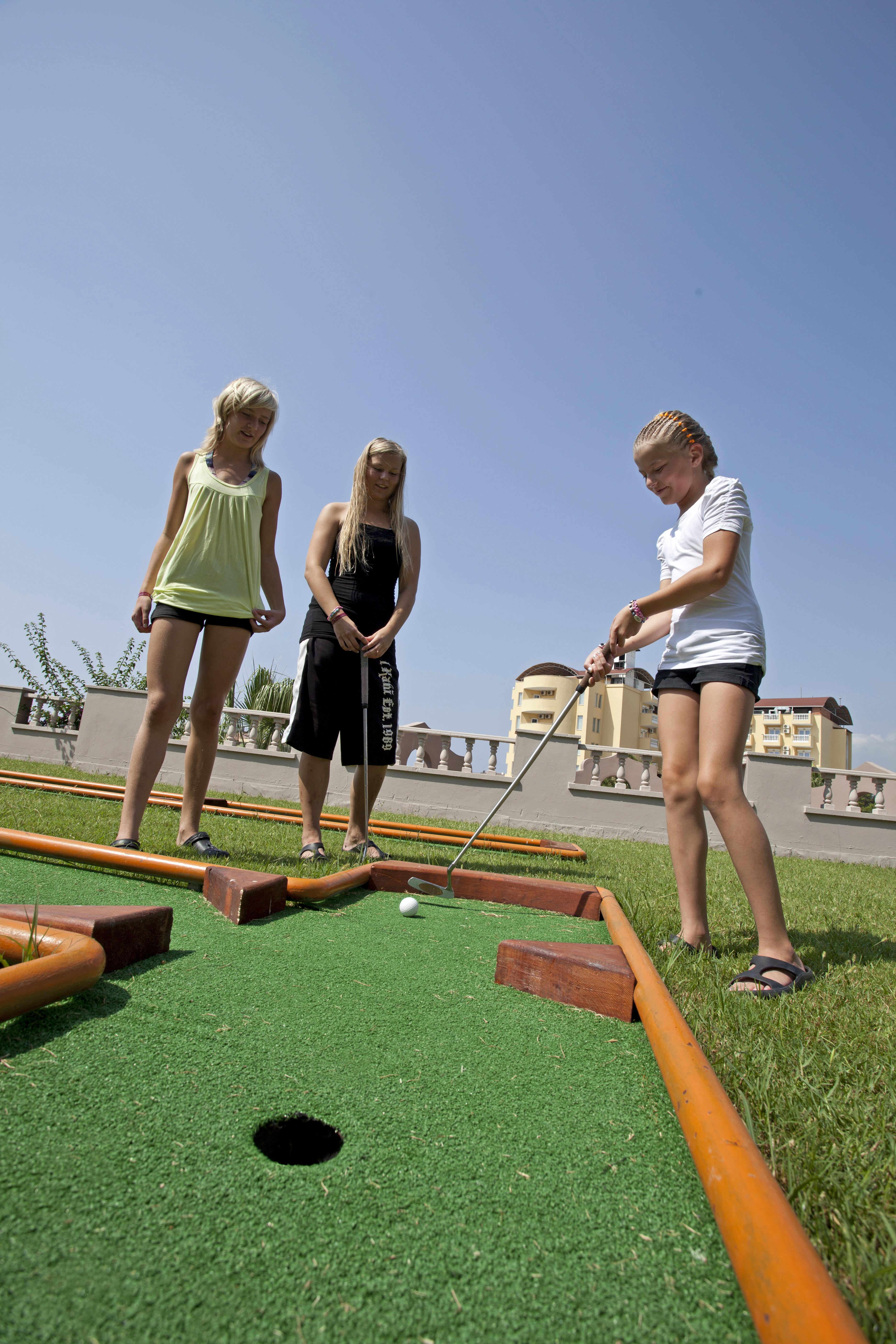 Club Paradiso Hotel 5*