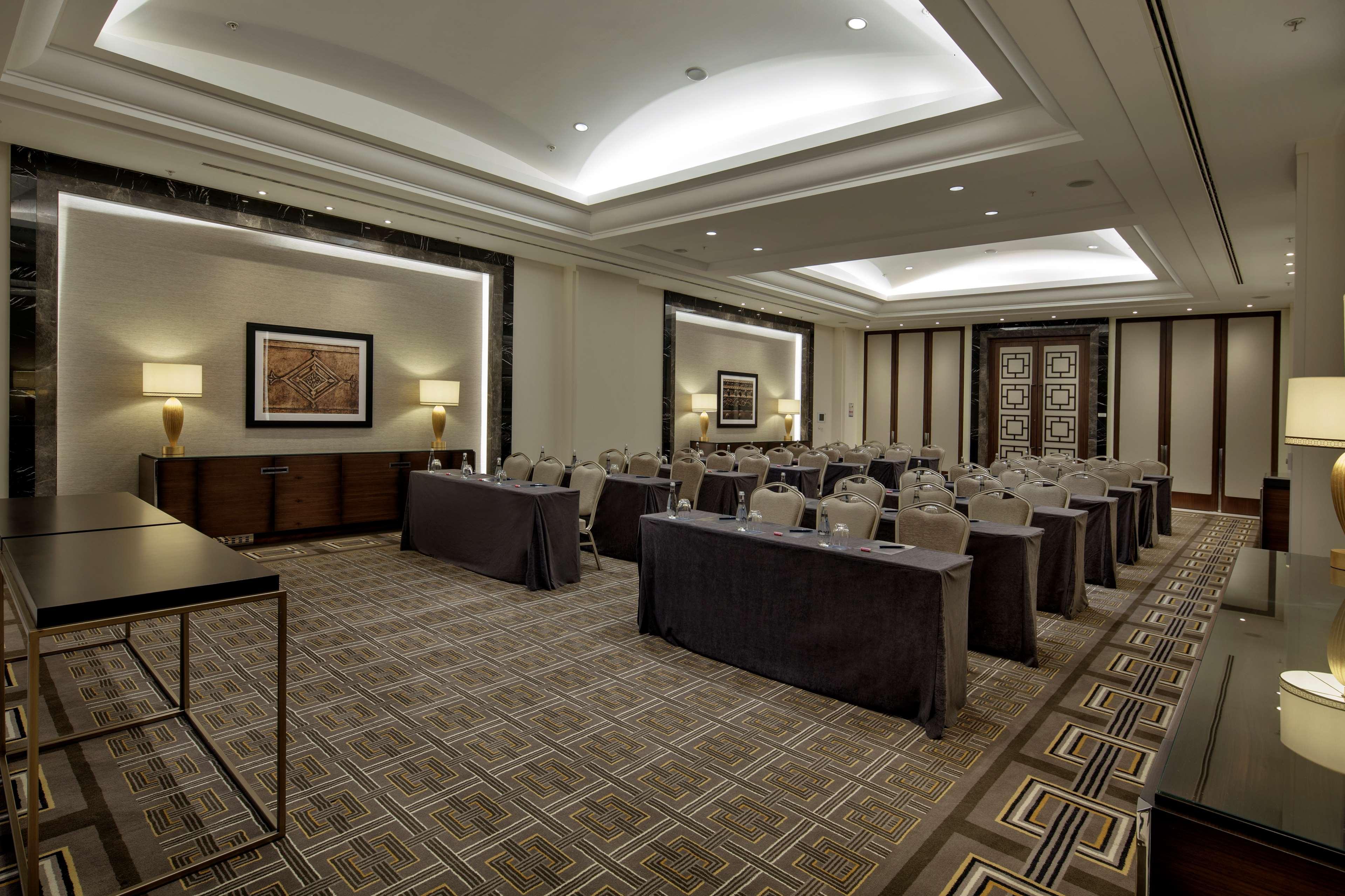 Hotel Hilton Bomonti 5*