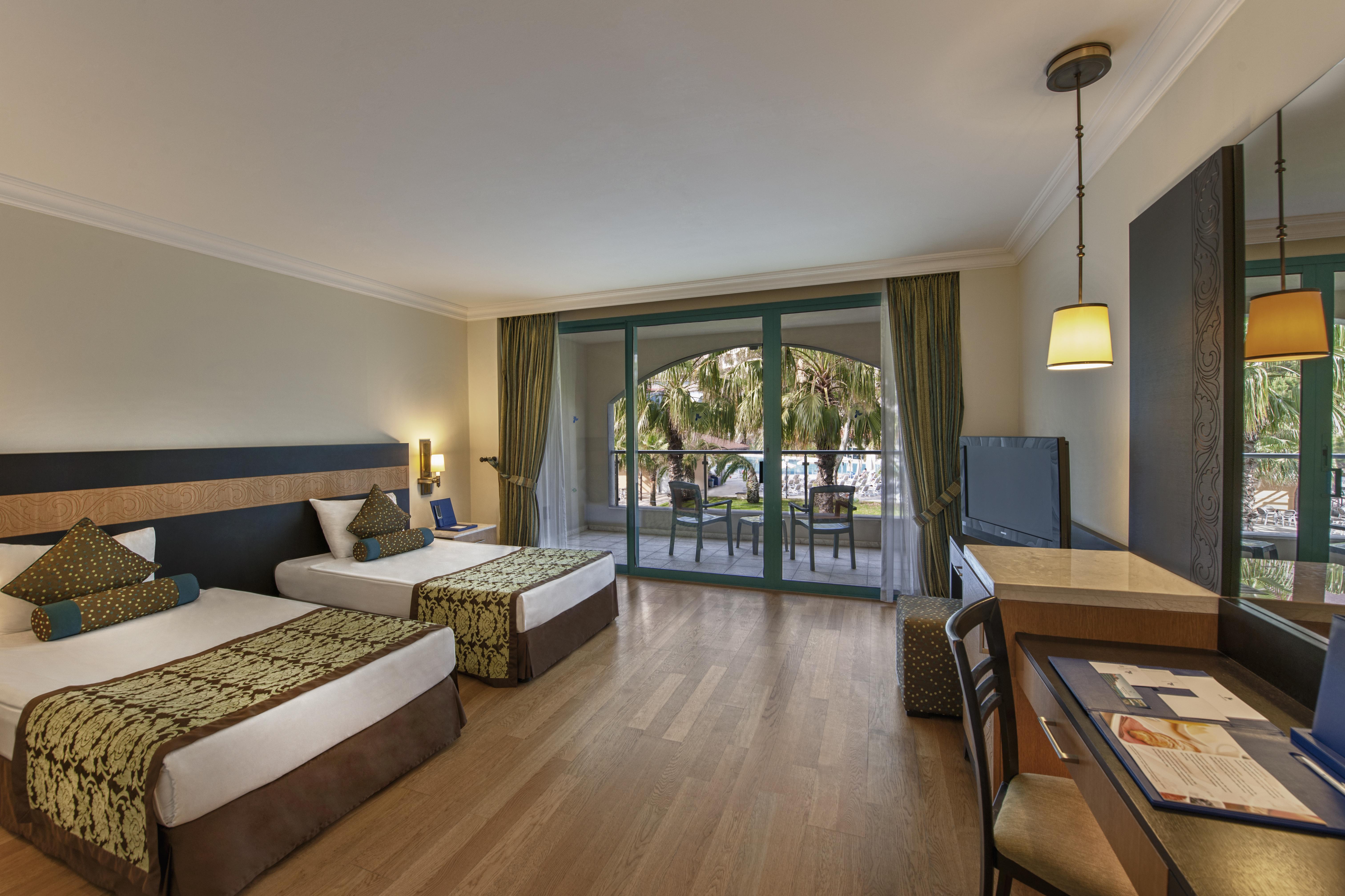 Sirene Resort 5*