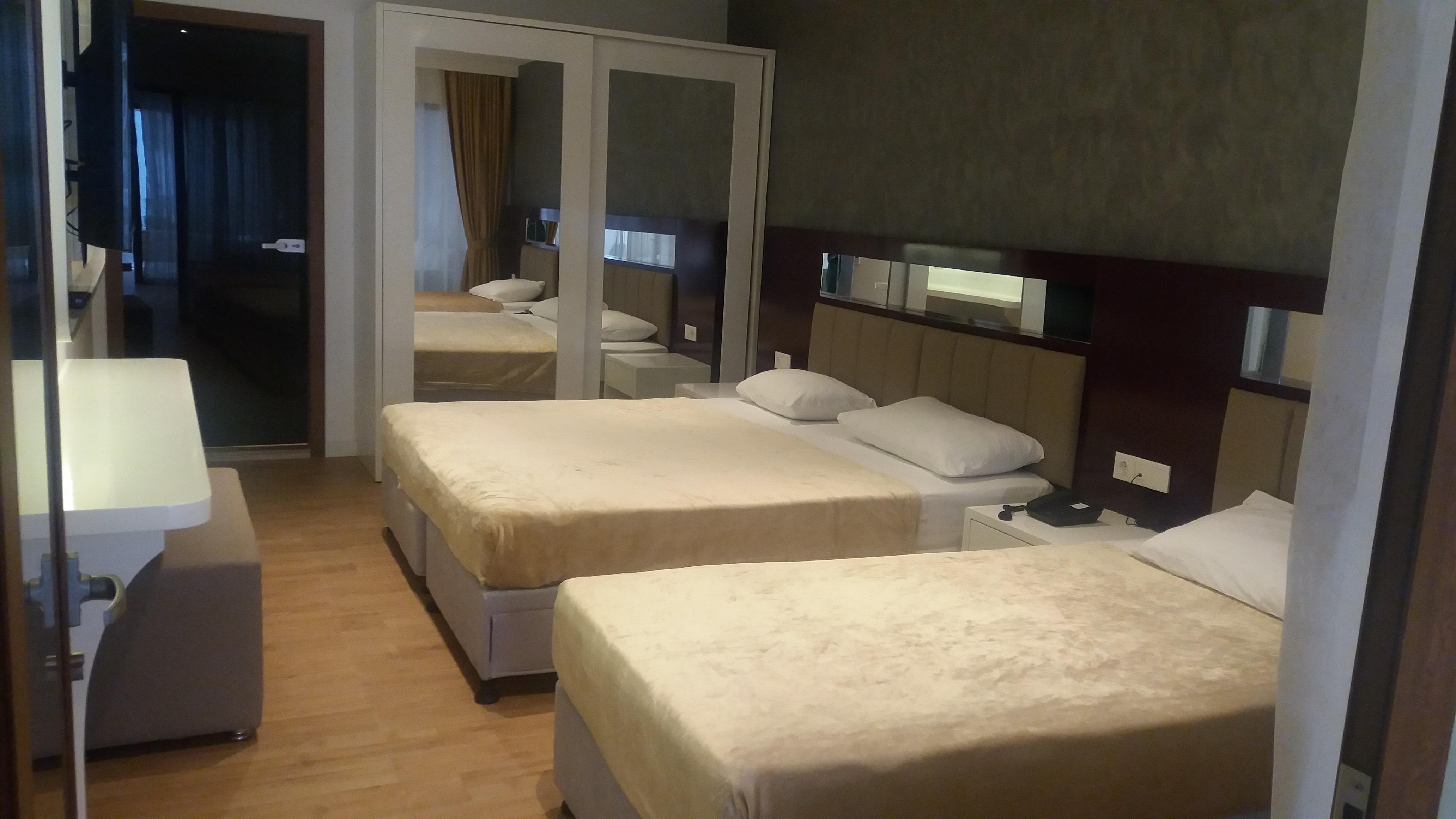 Hotel Mirage World