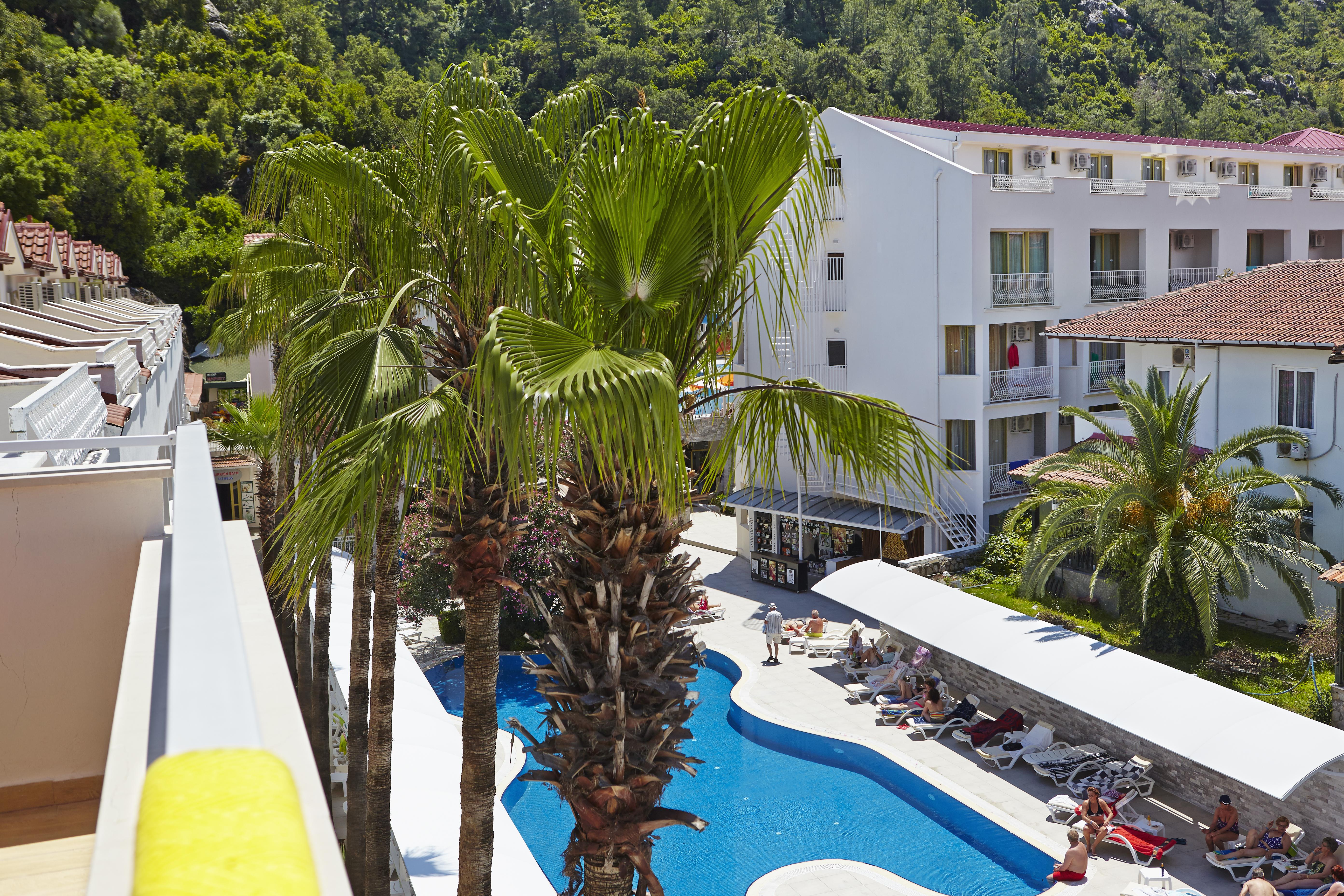 Hotel Mirage World 4*