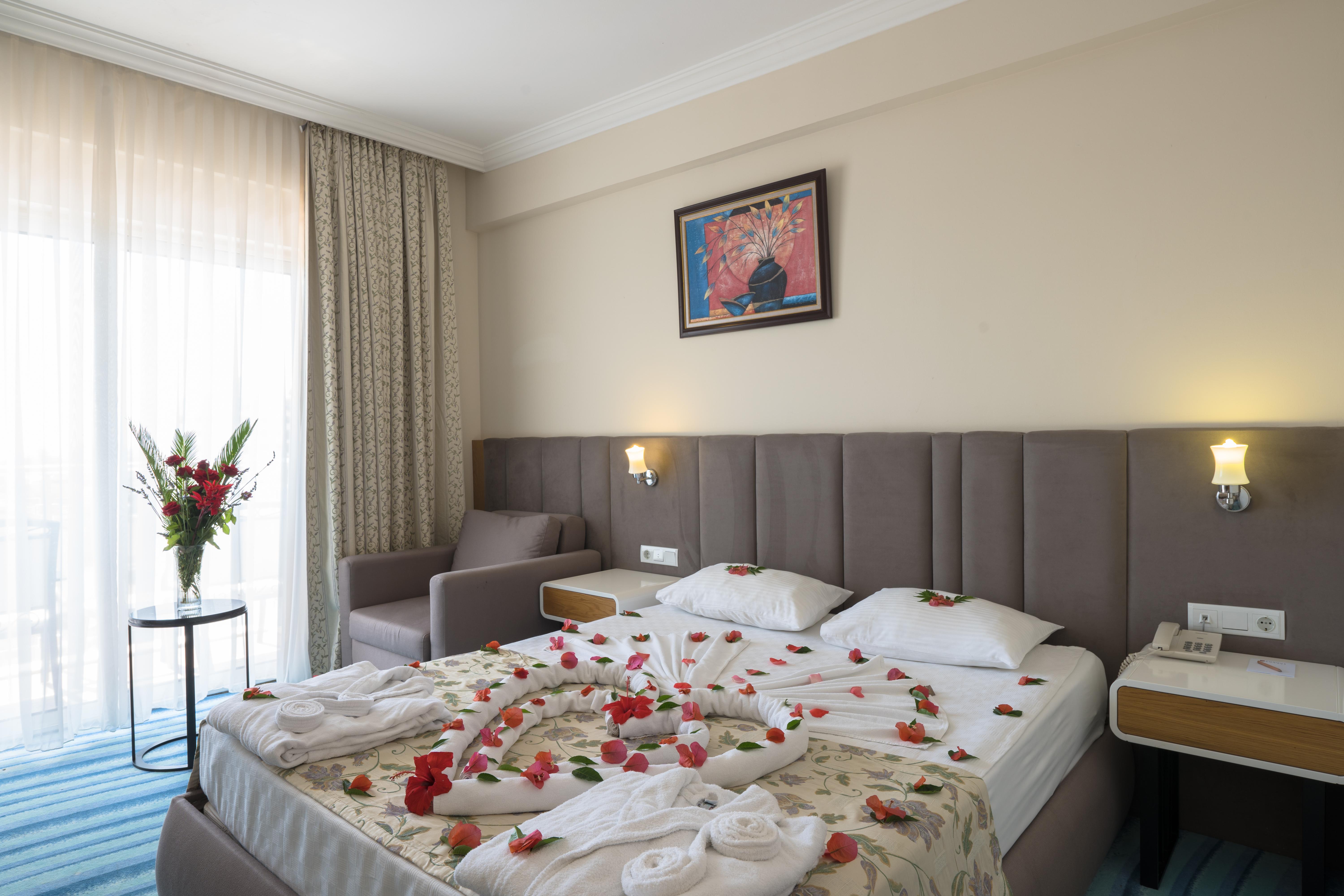 Hotel Throne Seagate Belek 5*