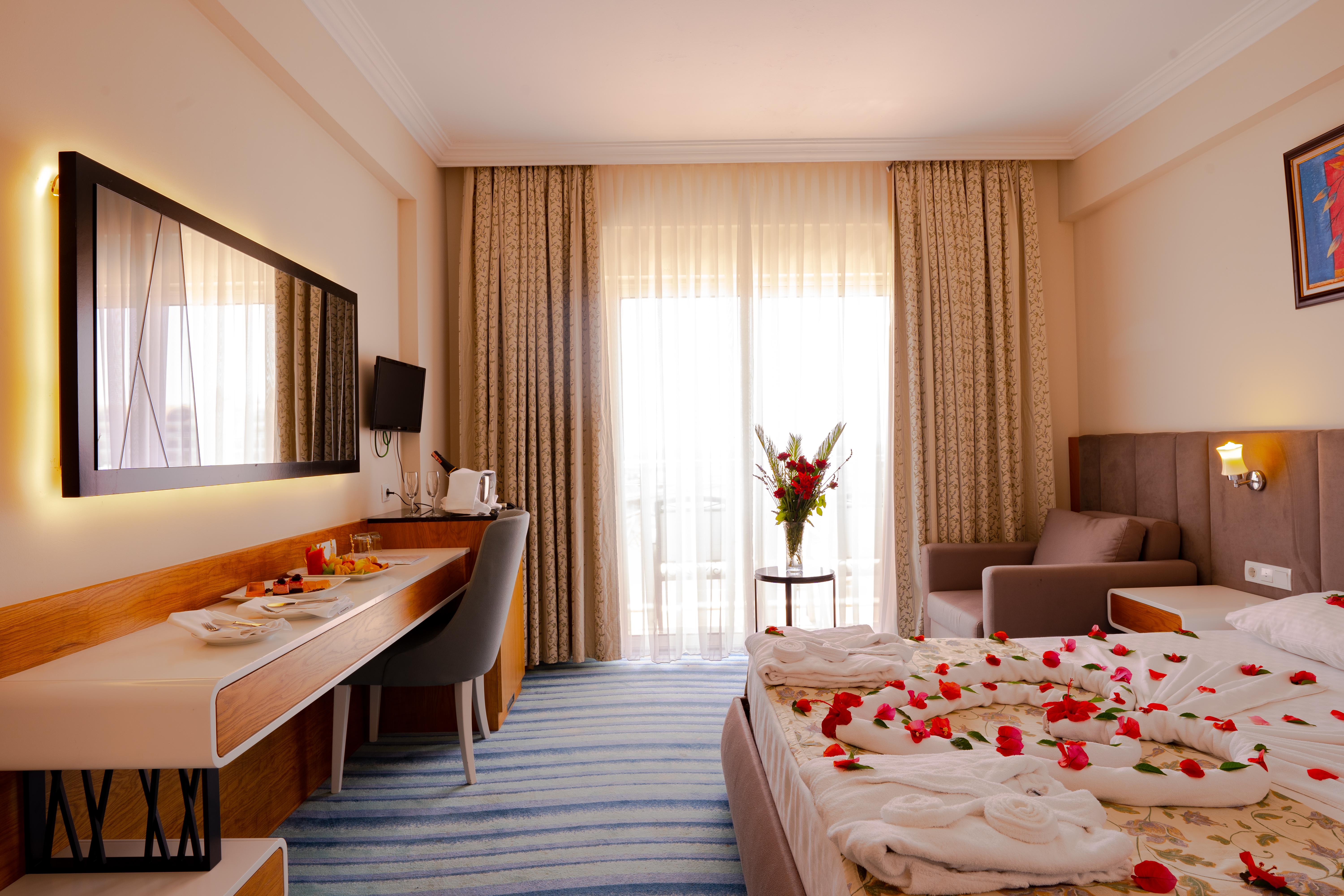 Hotel Throne Seagate Belek 5*