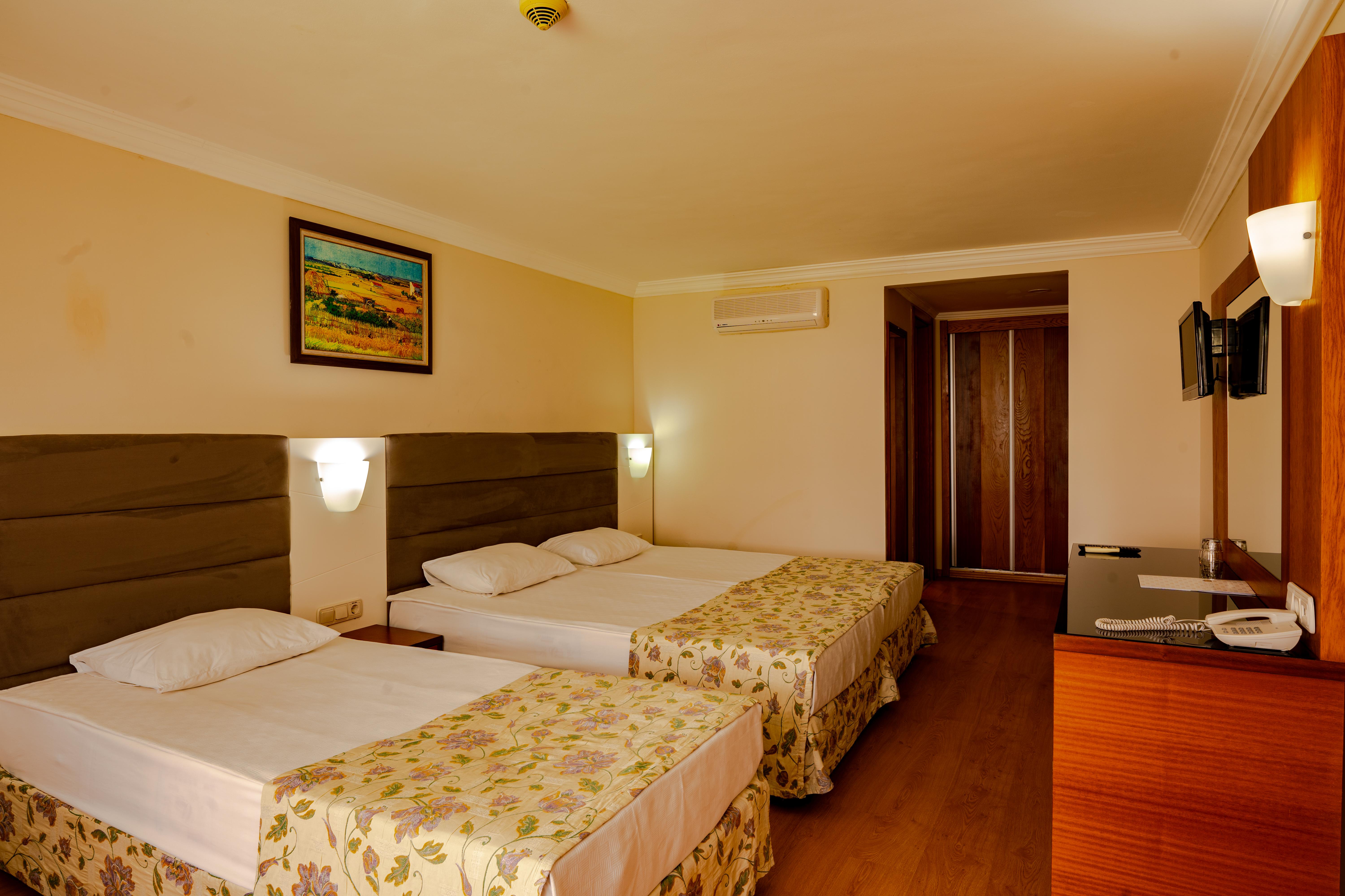 Hotel Throne Seagate Belek 5*