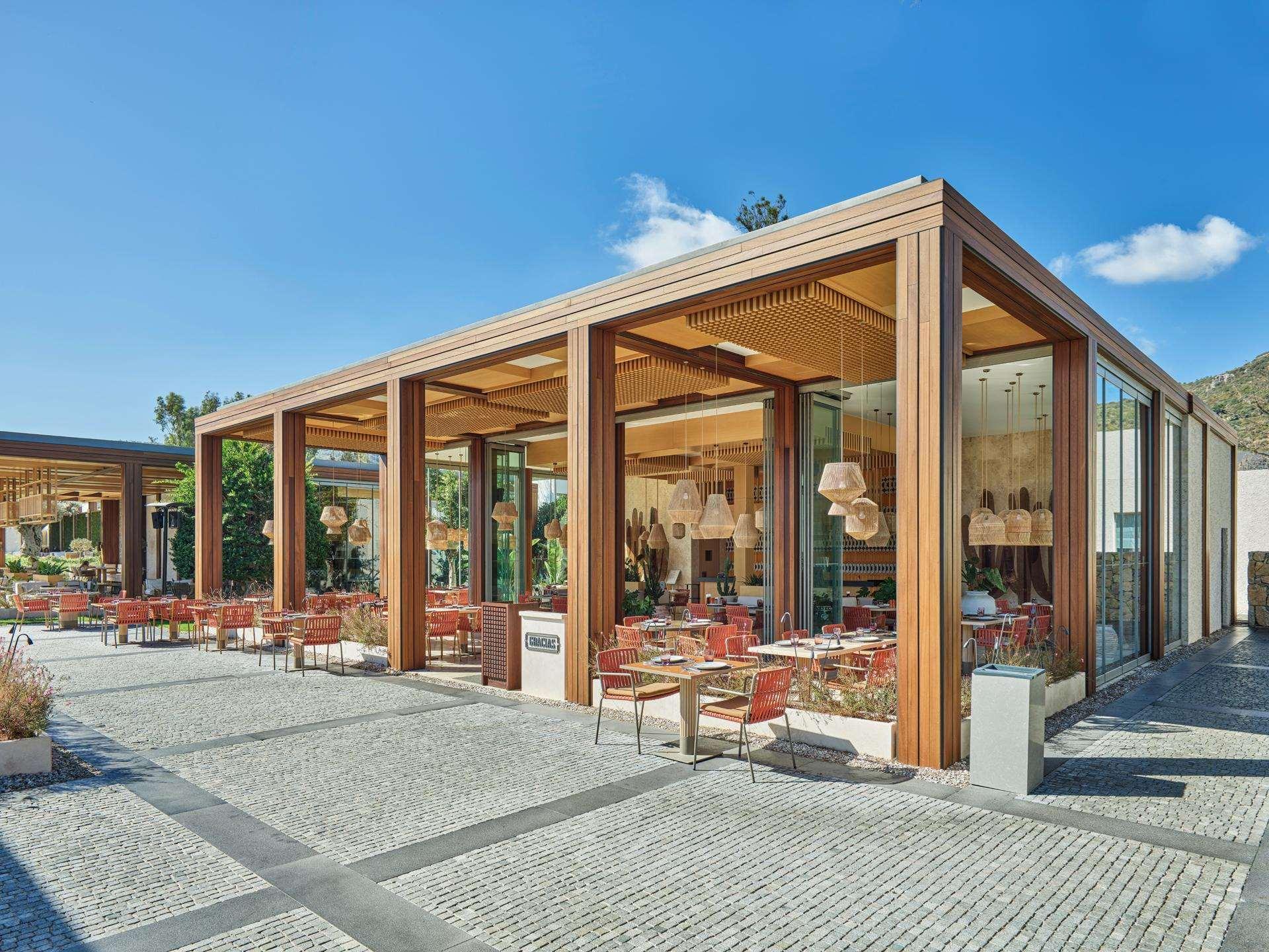 Voyage Resort