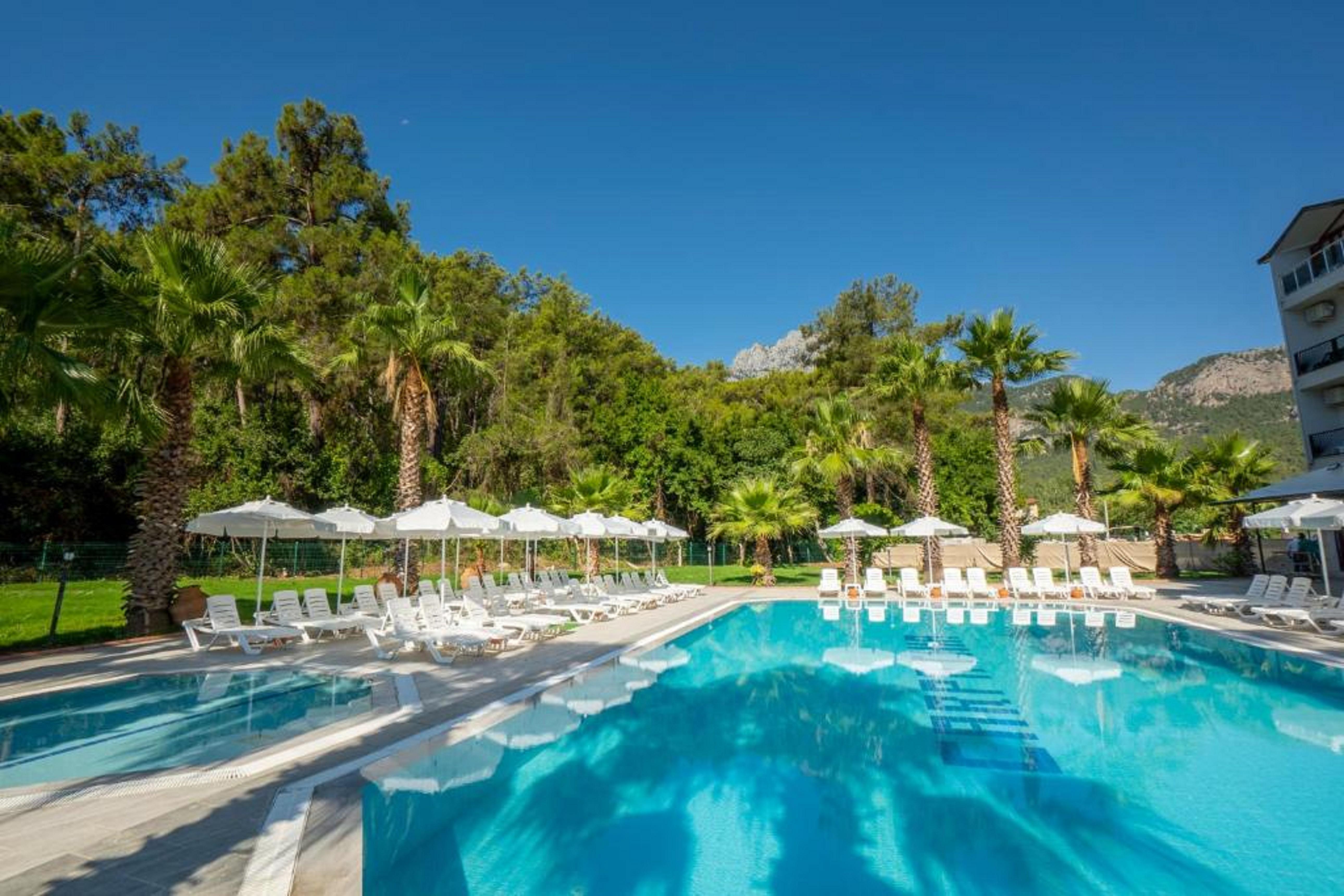 Eldar Garden Hotel