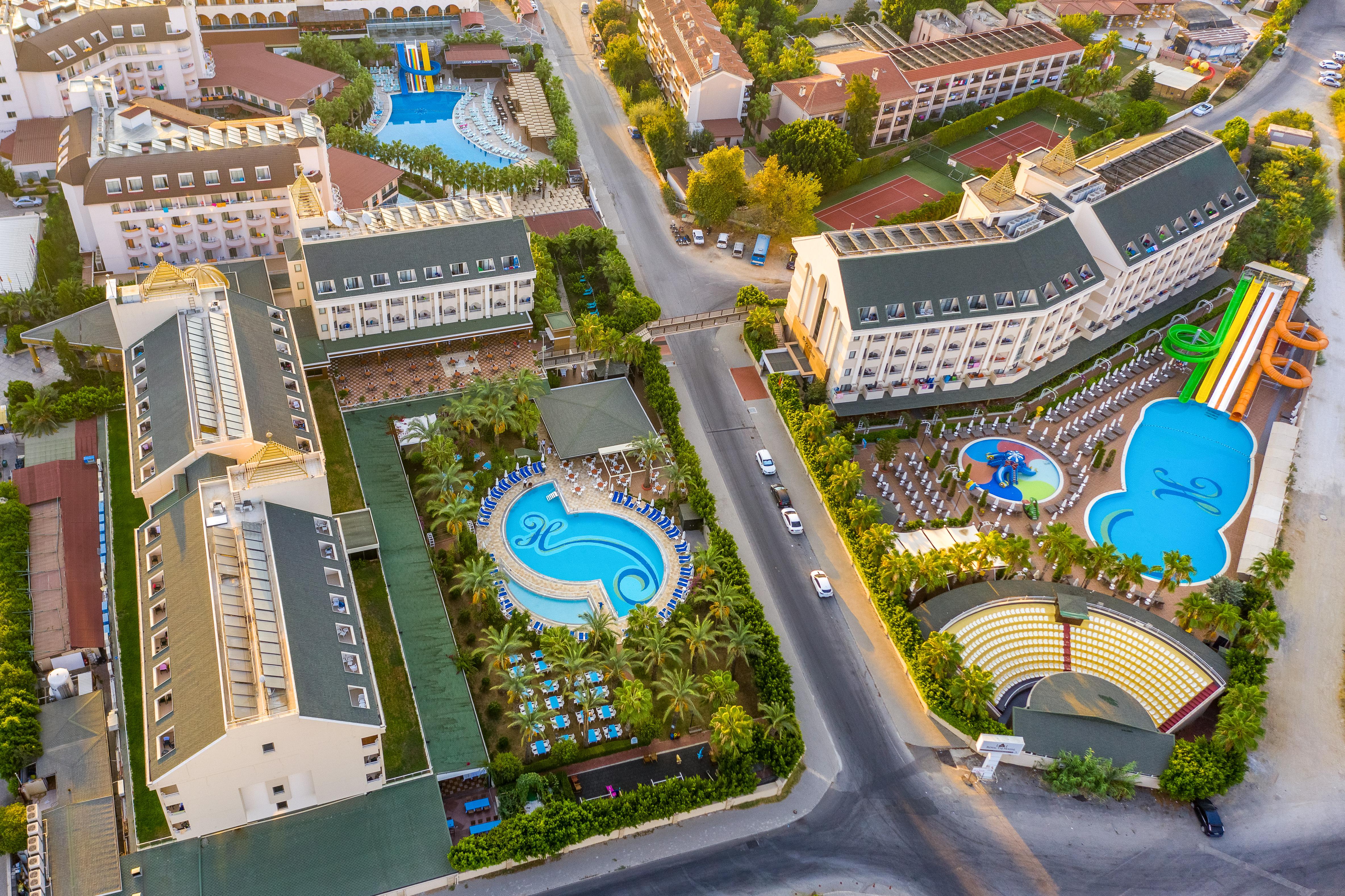 Calimera Hane Garden 5* Side