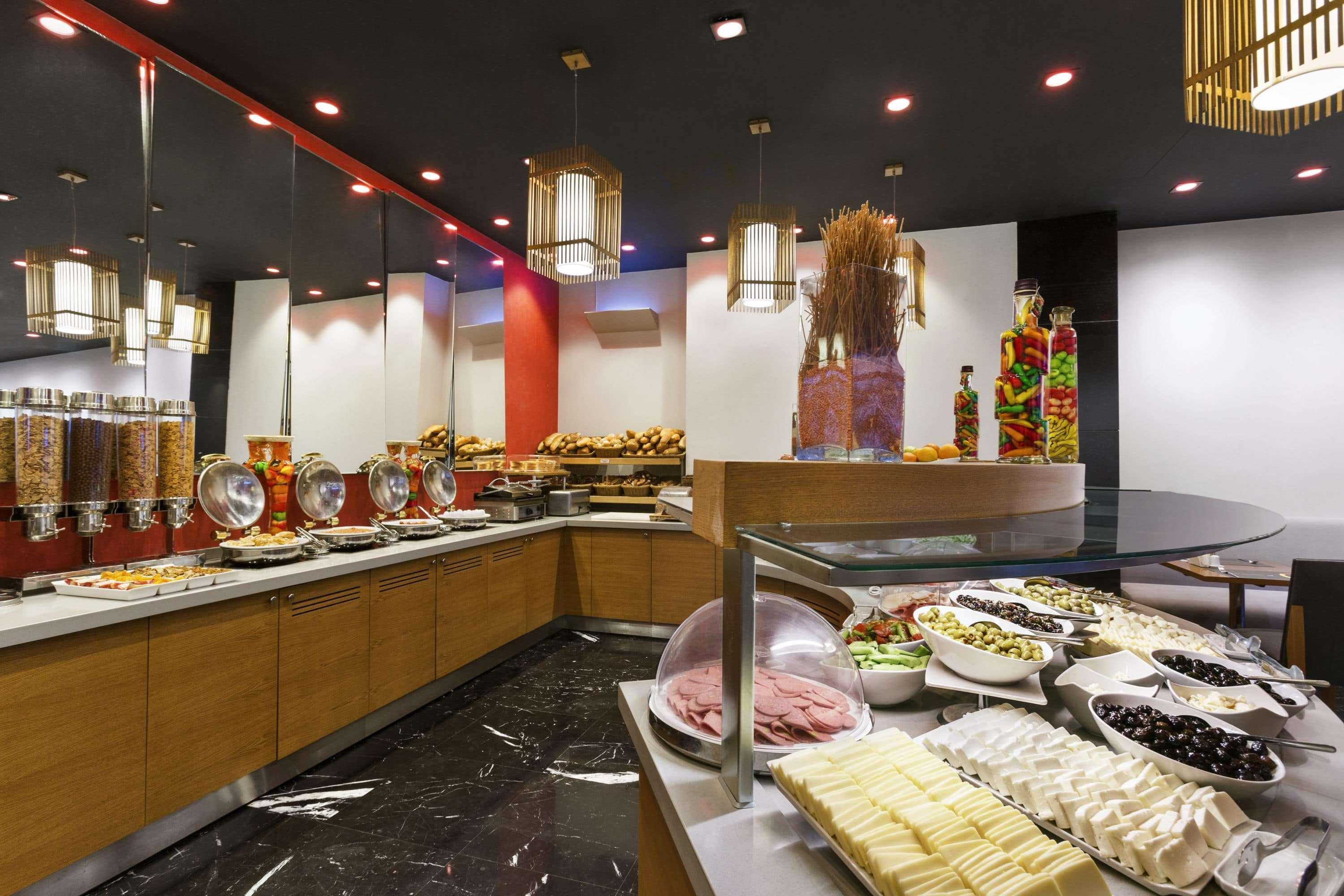 Ramada Encore By Wyndham Izmir