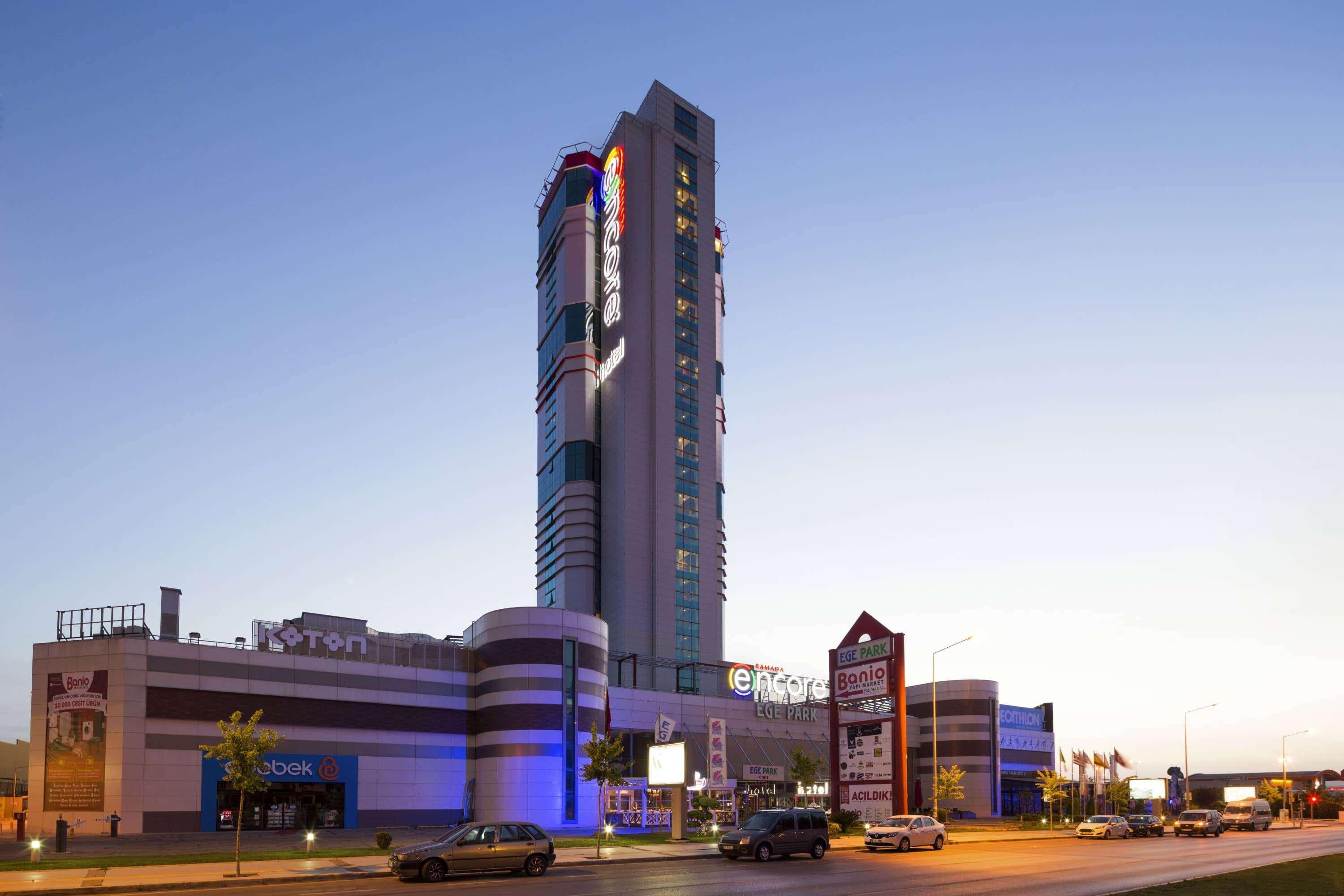 Hotel Ramada Encore By Wyndham 4*