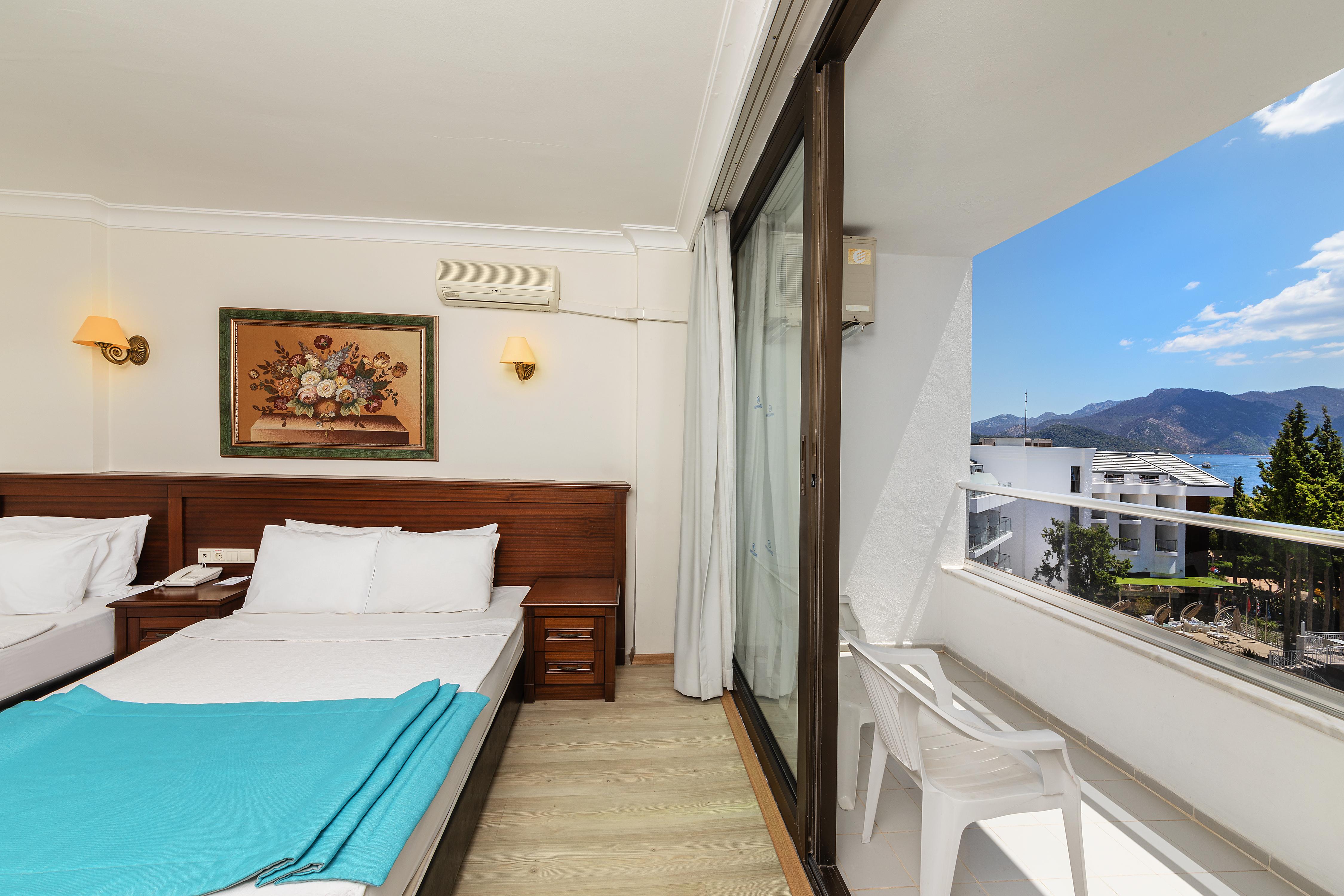 Hotel Kayamaris 4*