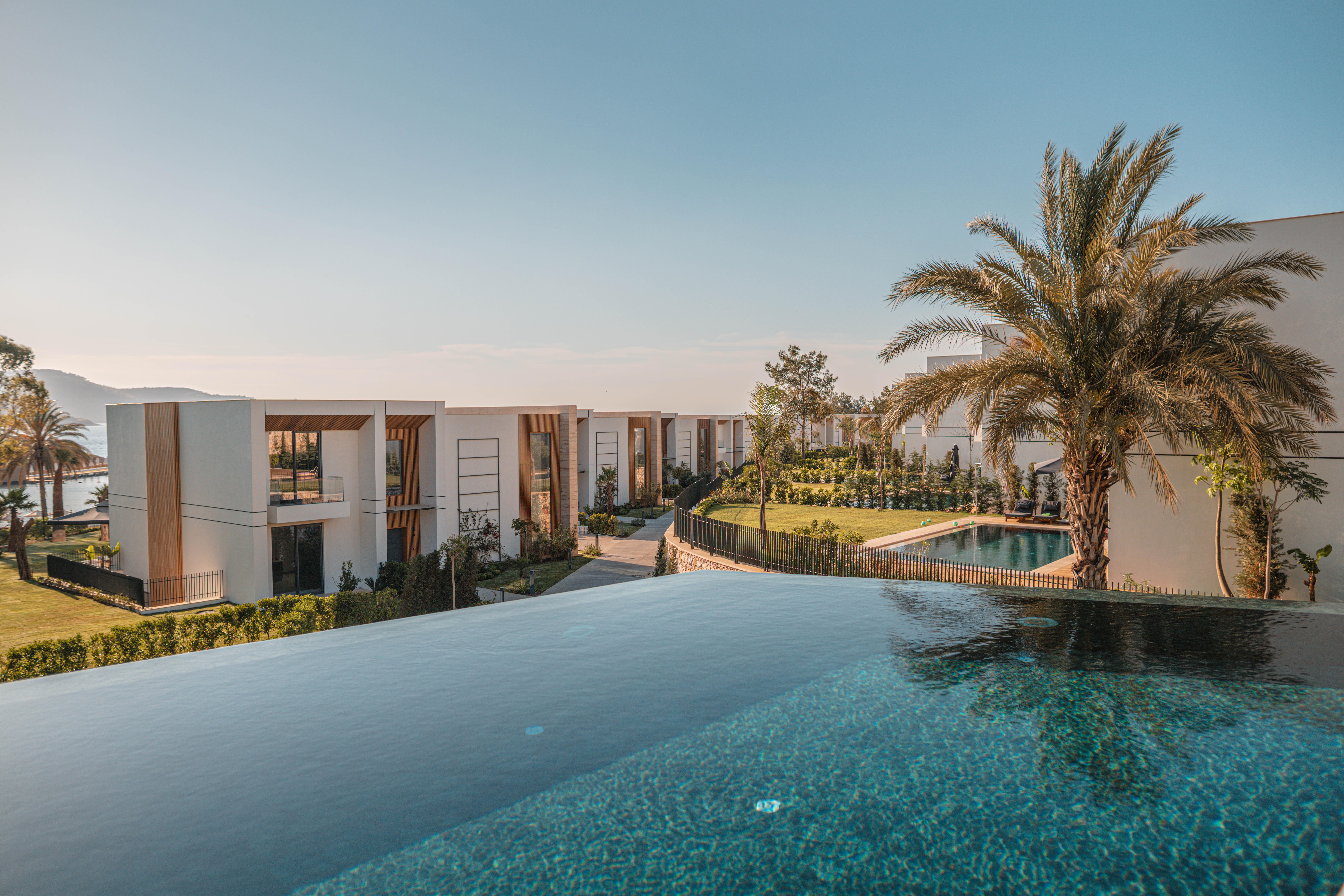 The Norm Collection Door'a Bodrum Torba