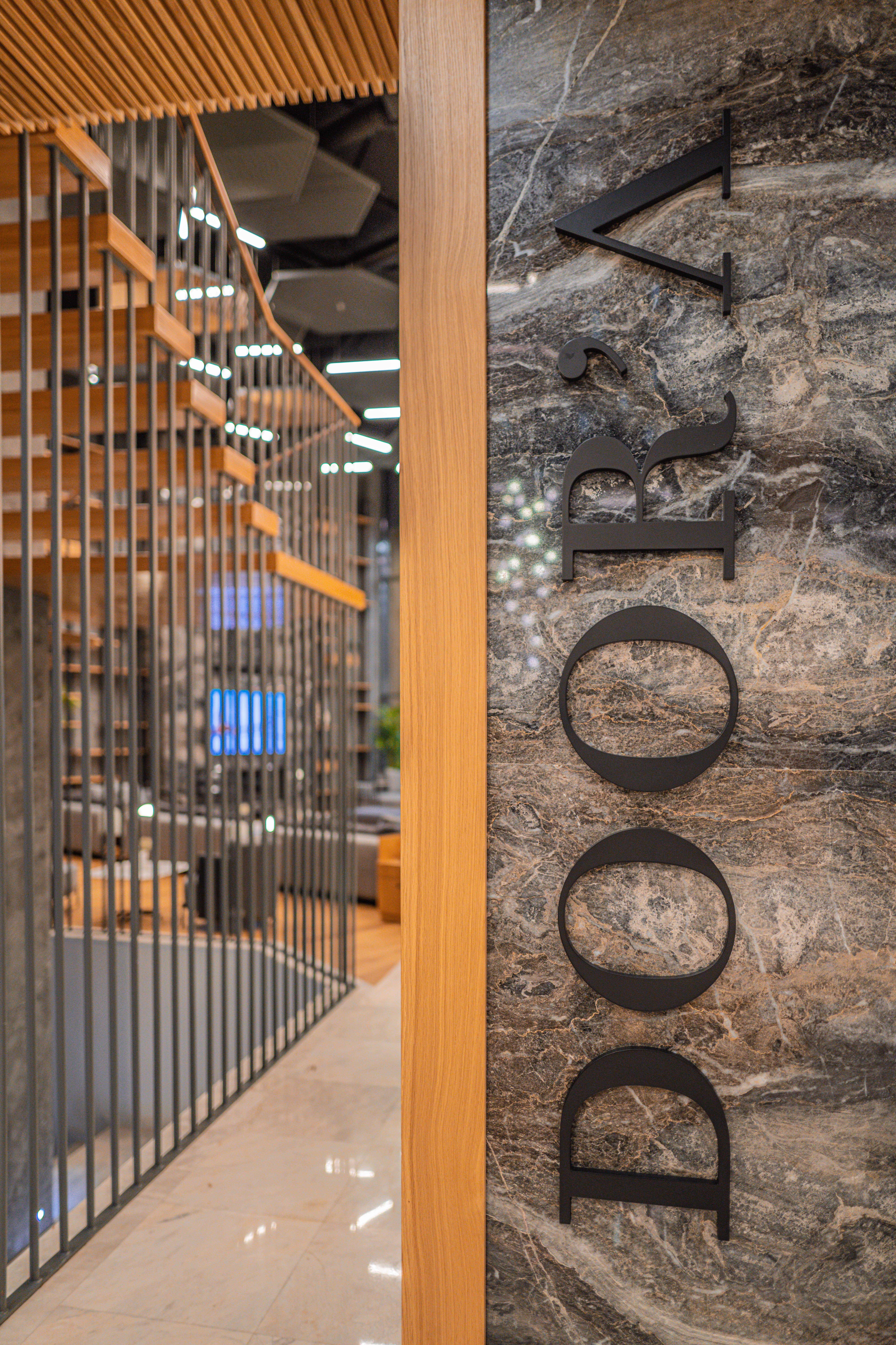 The Norm Collection Door'a Bodrum Torba