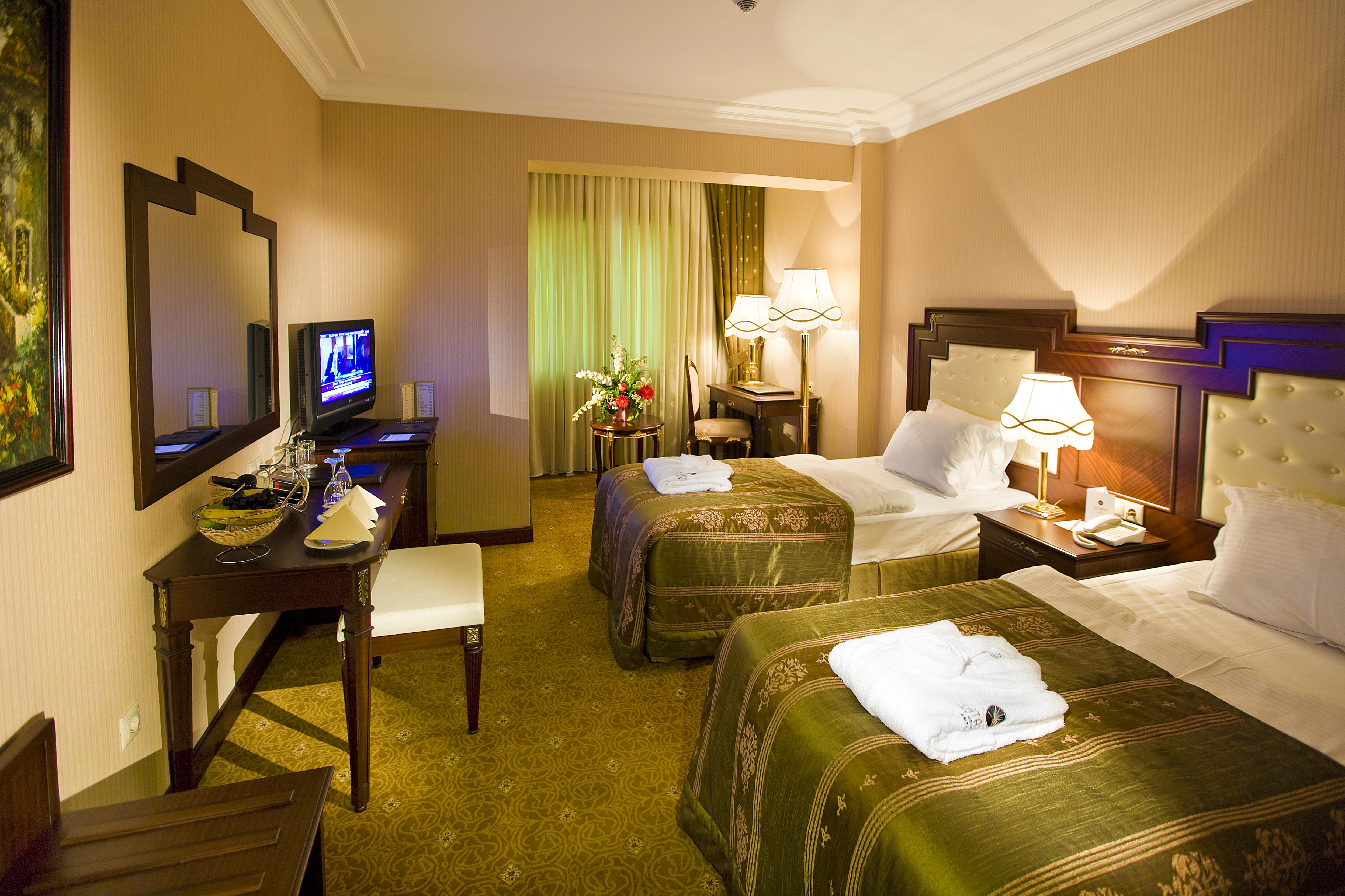 Latanya Palm & Airport 4* Antalya